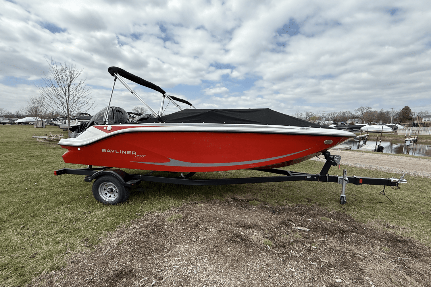 2025 Bayliner
                                                             M17 Image Thumbnail #0