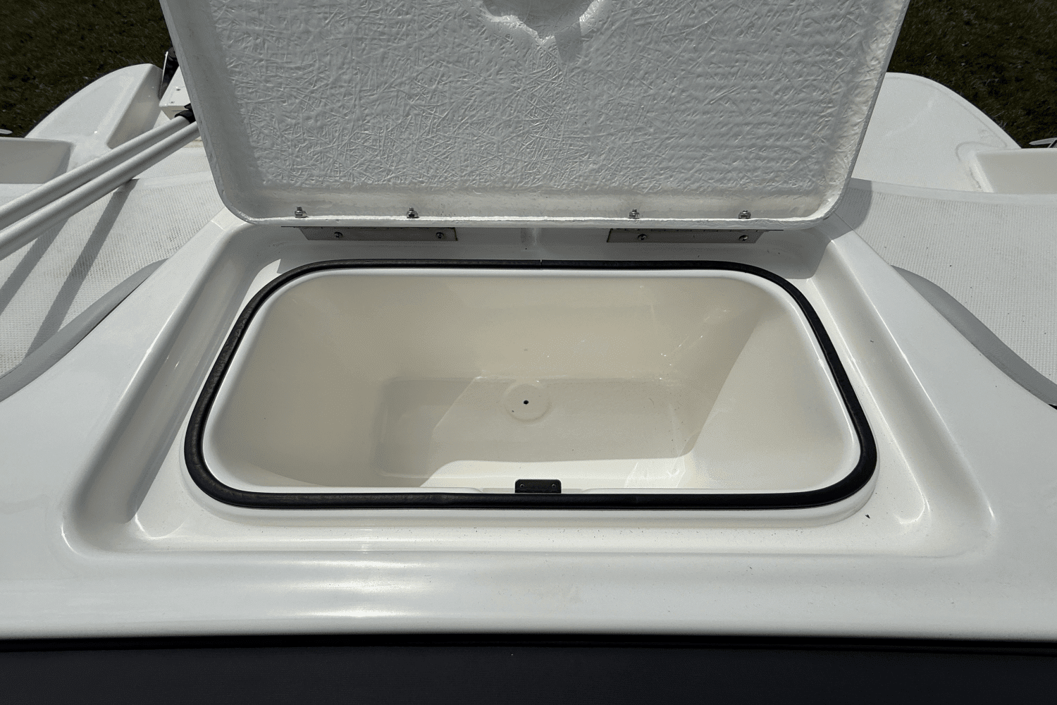 2025 Bayliner
                                                             M17 Image Thumbnail #29