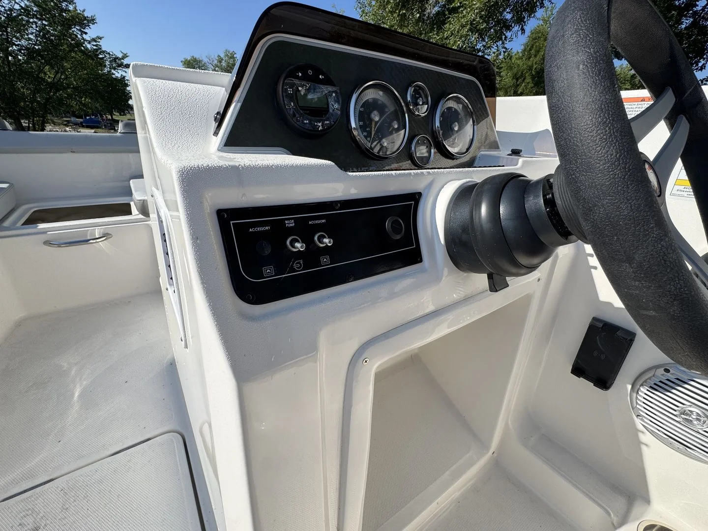 2025 Bayliner D20 Image Thumbnail #9
