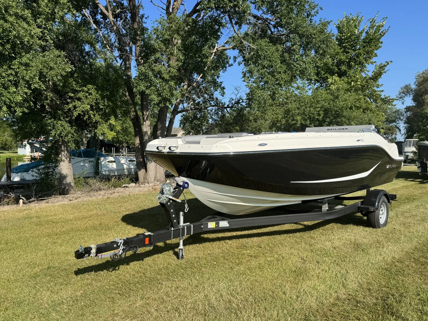 2025 Bayliner D20 Image Thumbnail #1