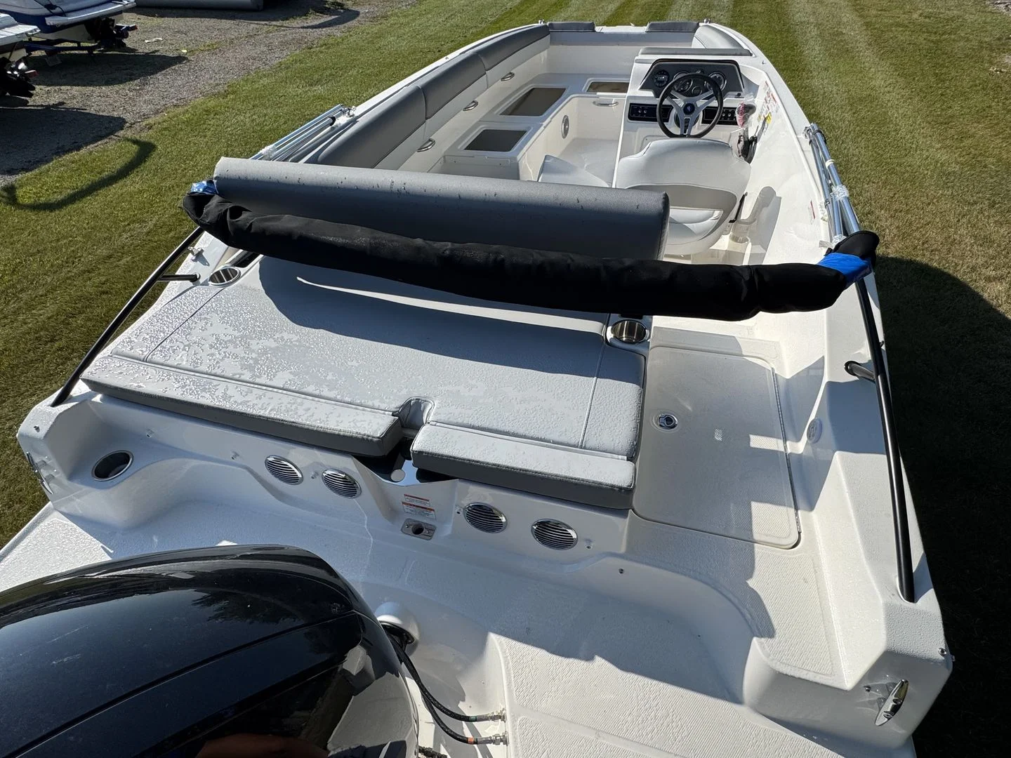 2025 Bayliner D20 Image Thumbnail #3