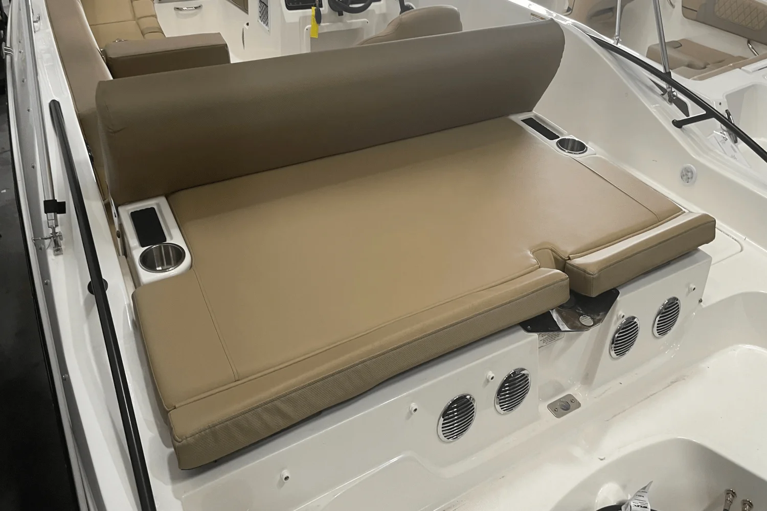 2025 Bayliner D20 Image Thumbnail #11