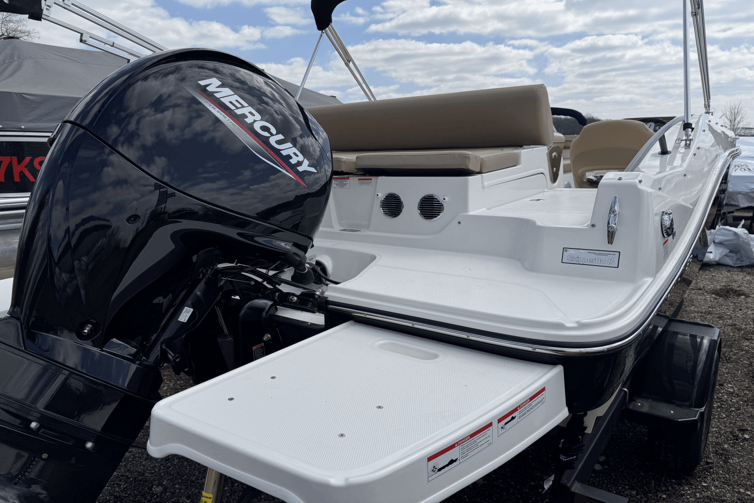 2025 Bayliner D20 Image Thumbnail #4