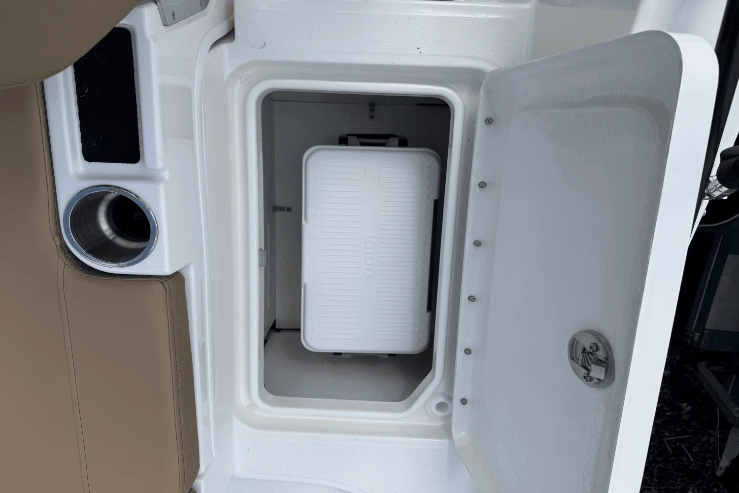 2025 Bayliner D20 Image Thumbnail #23