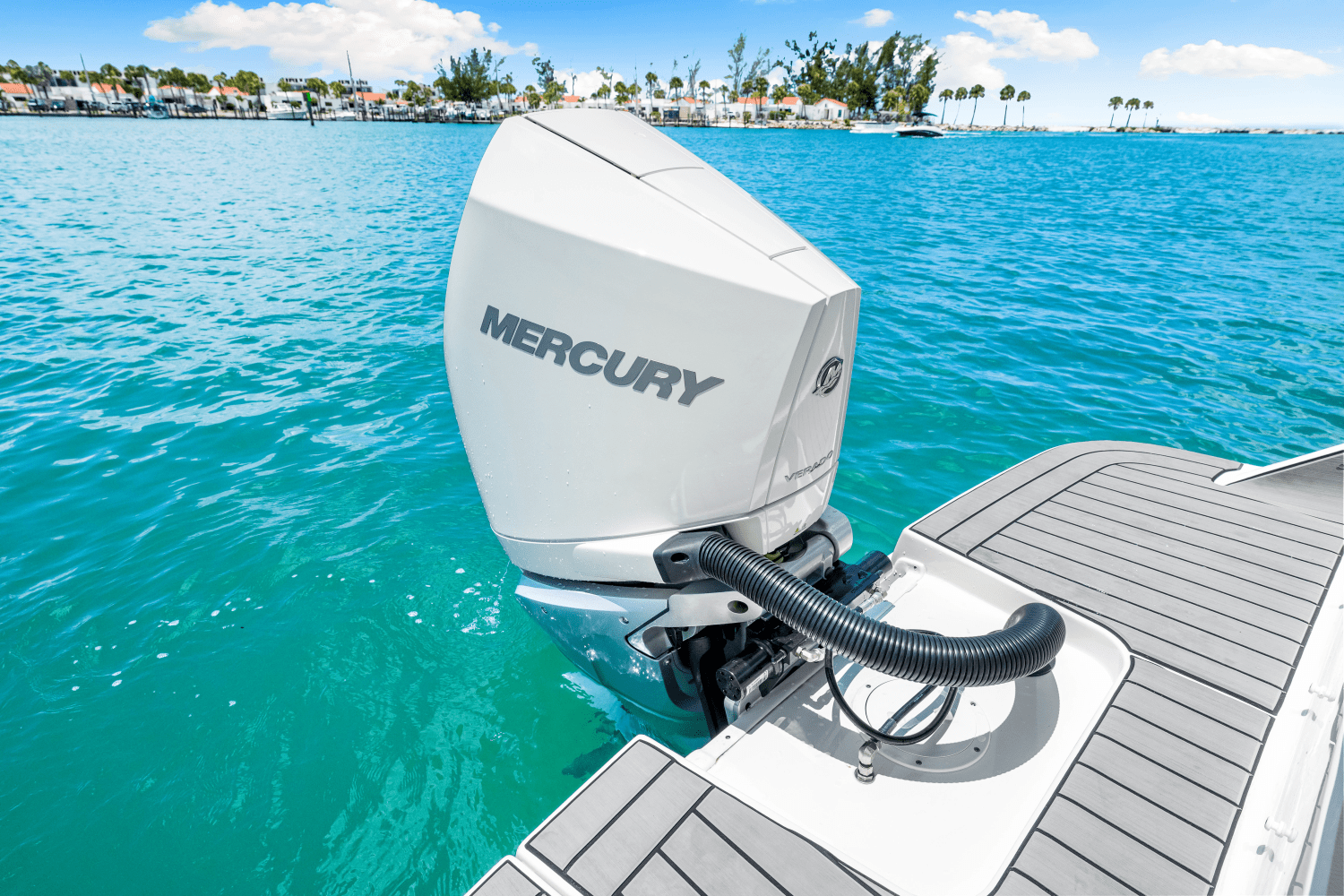 2025 Sea Ray SDX 250 Outboard Image Thumbnail #52