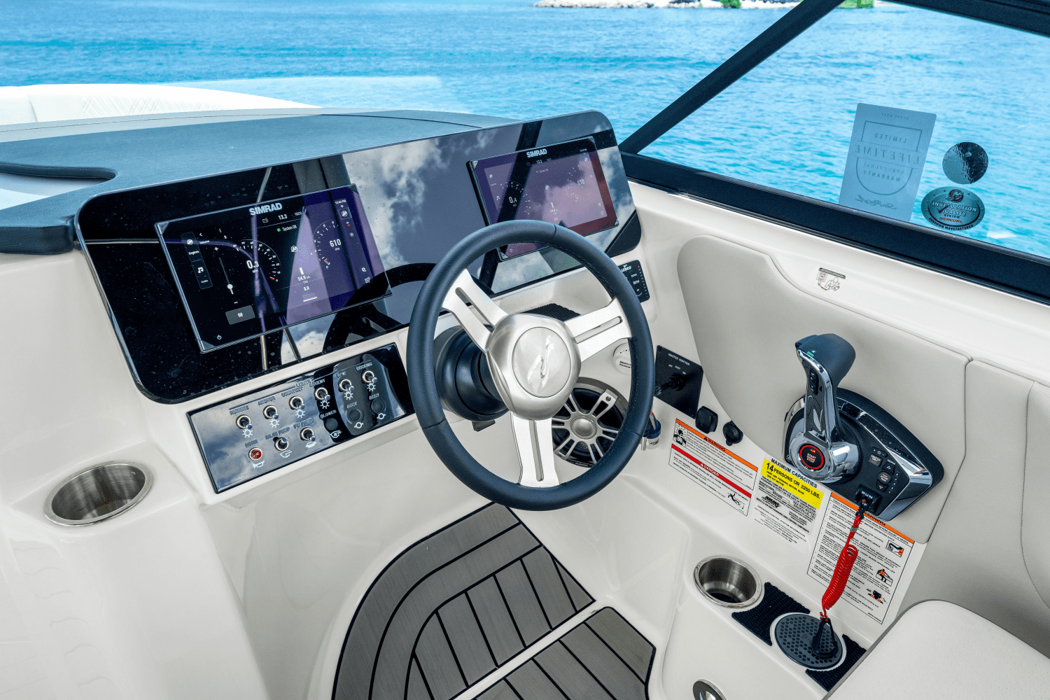 2025 Sea Ray SDX 250 Outboard Image Thumbnail #37