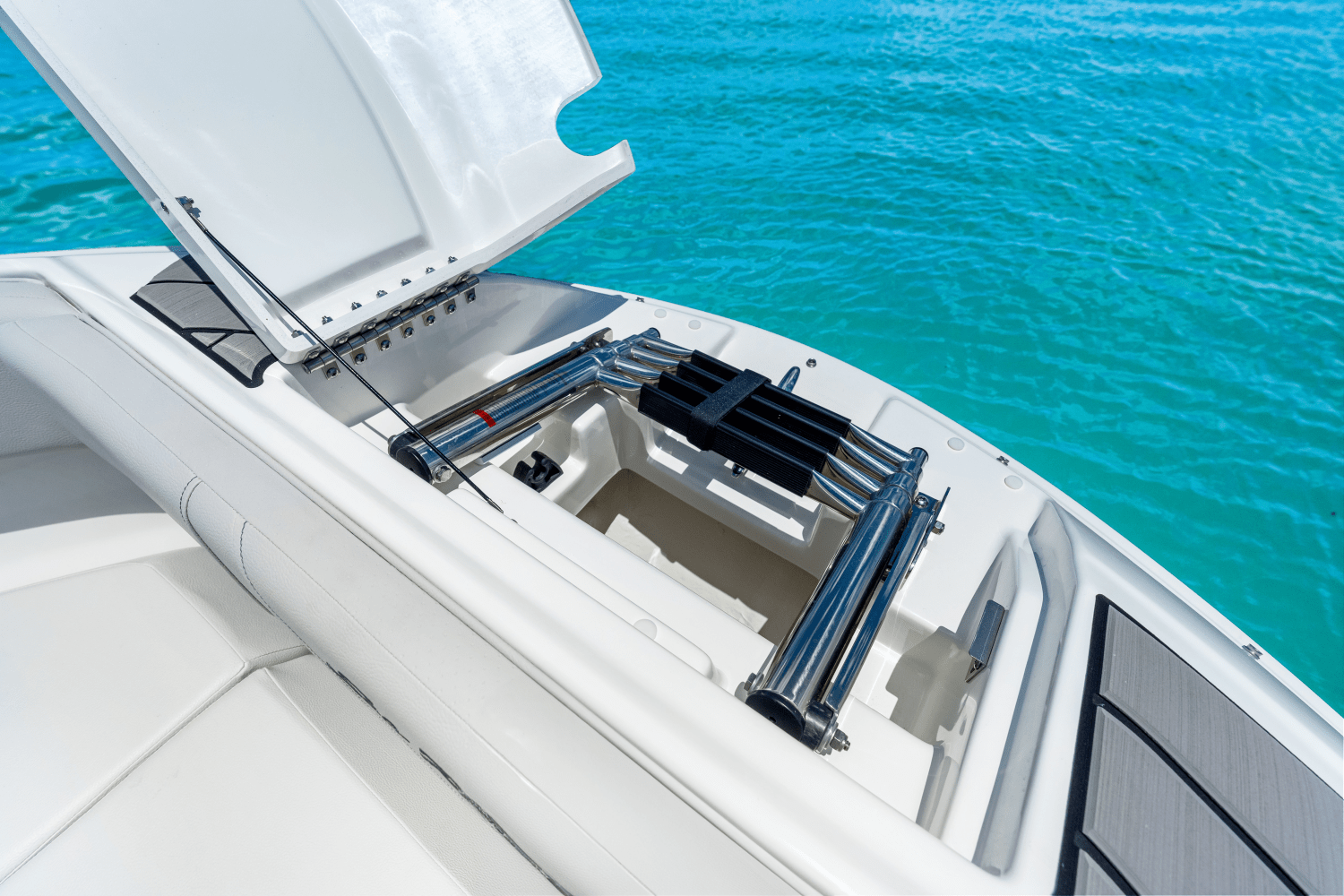 2025 Sea Ray SDX 250 Outboard Image Thumbnail #44