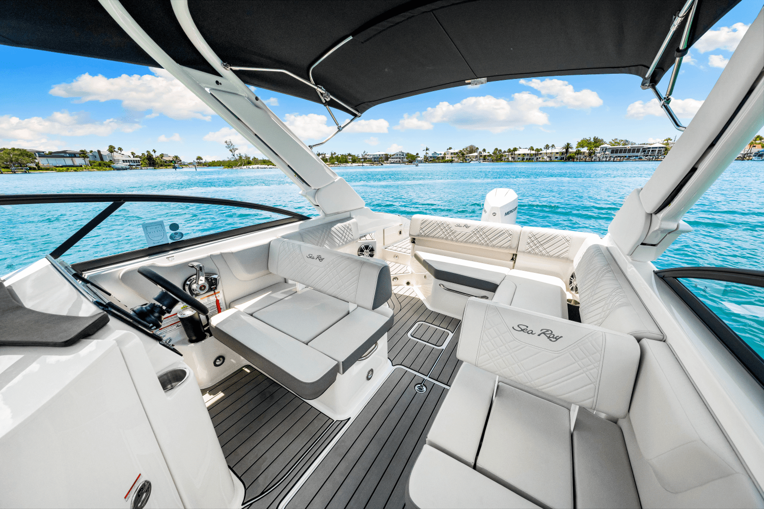 2025 Sea Ray SDX 250 Outboard Image Thumbnail #39