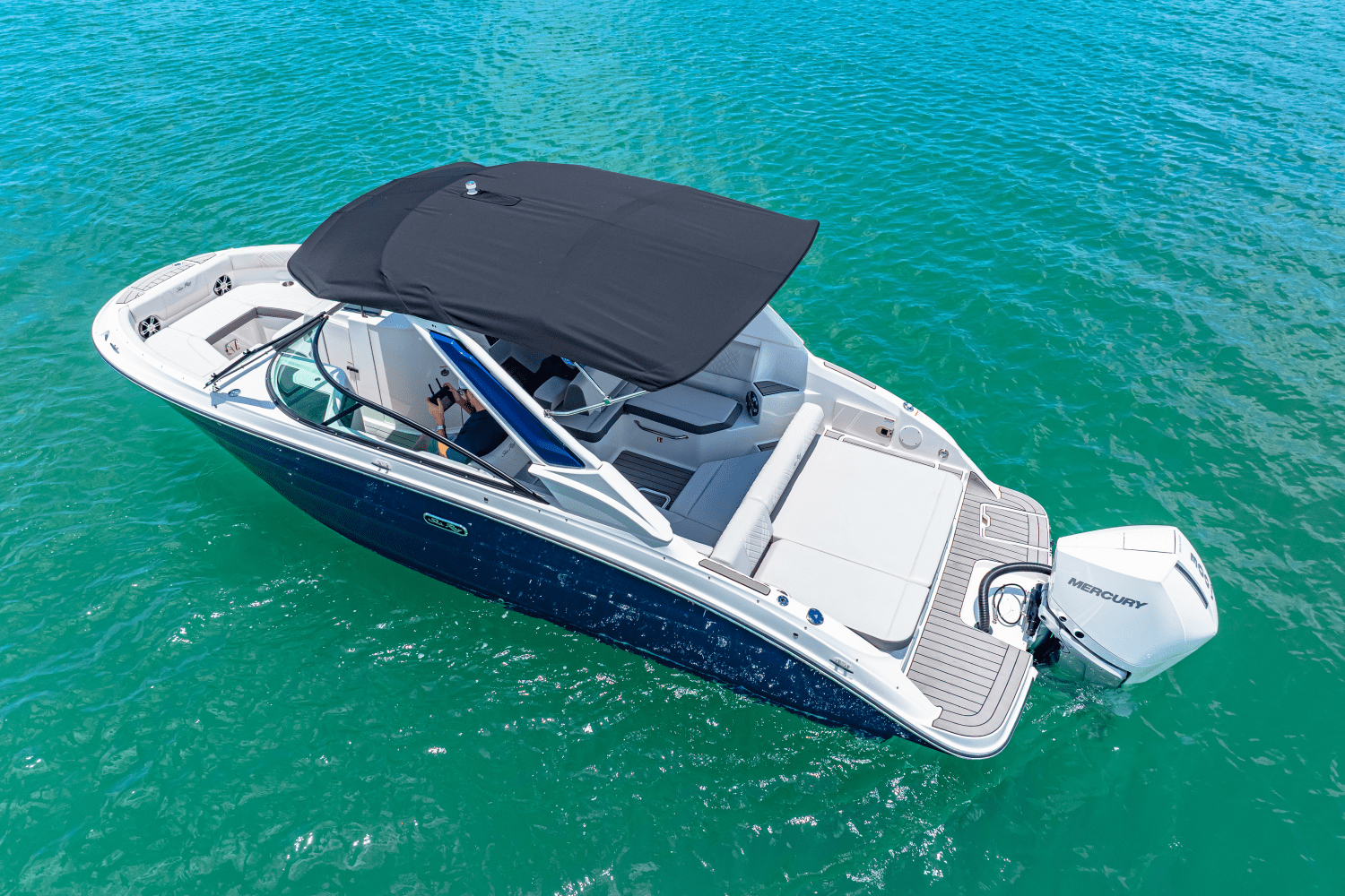 2025 Sea Ray SDX 250 Outboard Image Thumbnail #11