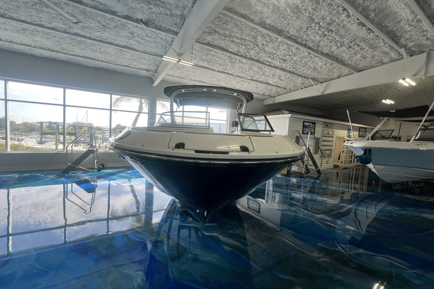 2025 Sea Ray SDX 250 Outboard Image Thumbnail #4
