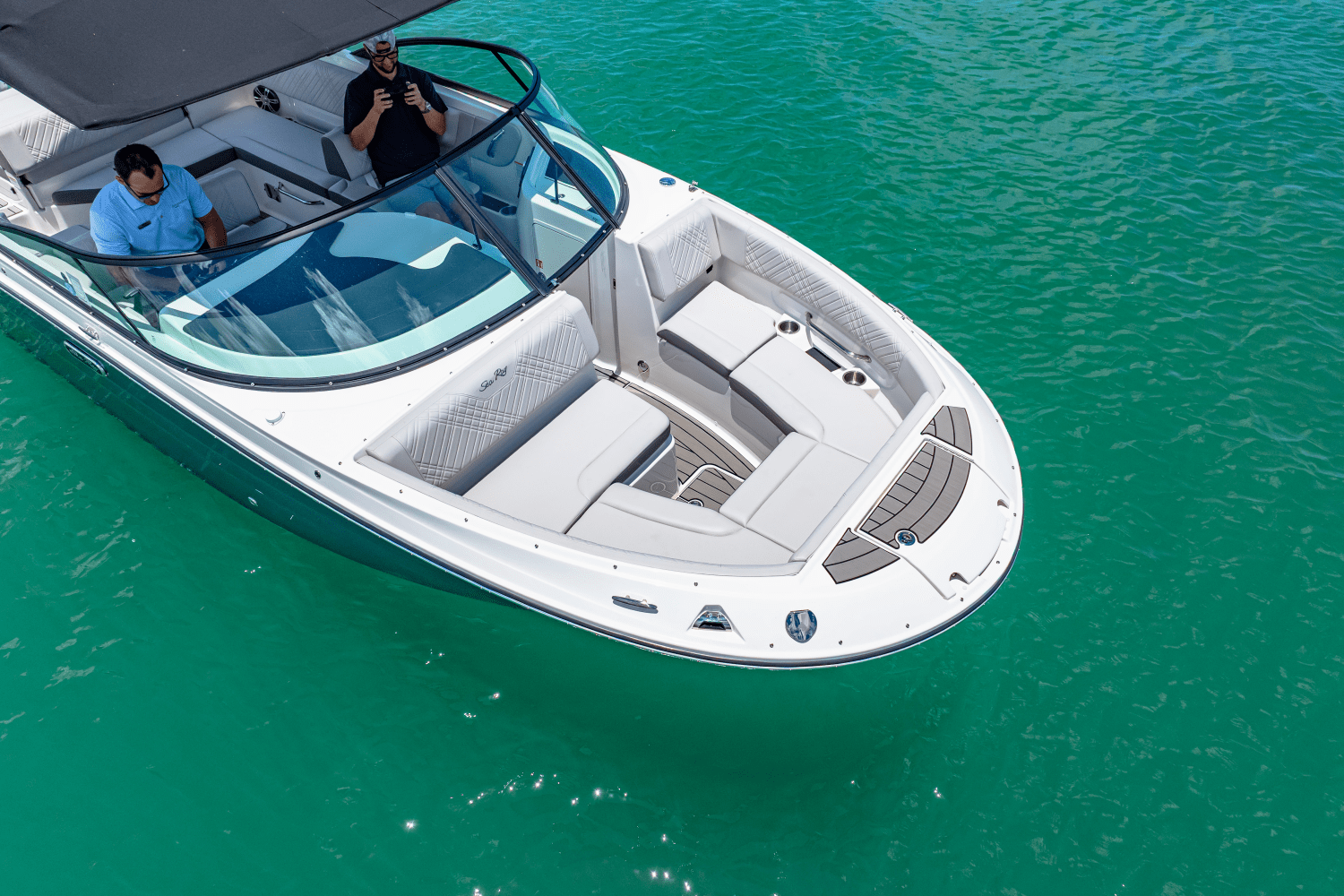 2025 Sea Ray SDX 250 Outboard Image Thumbnail #16