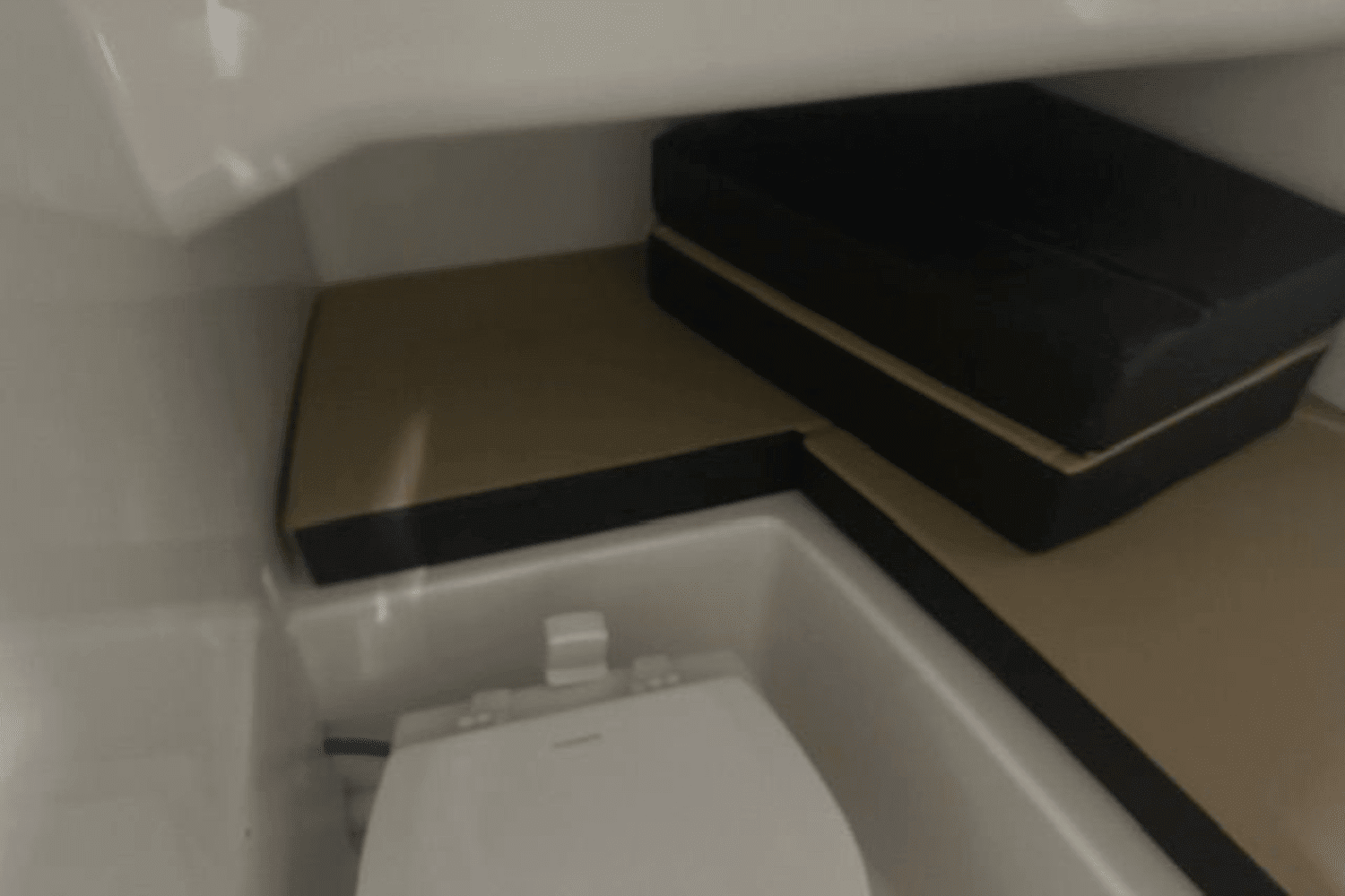 2025 Sea Ray SDX 270 Image Thumbnail #17