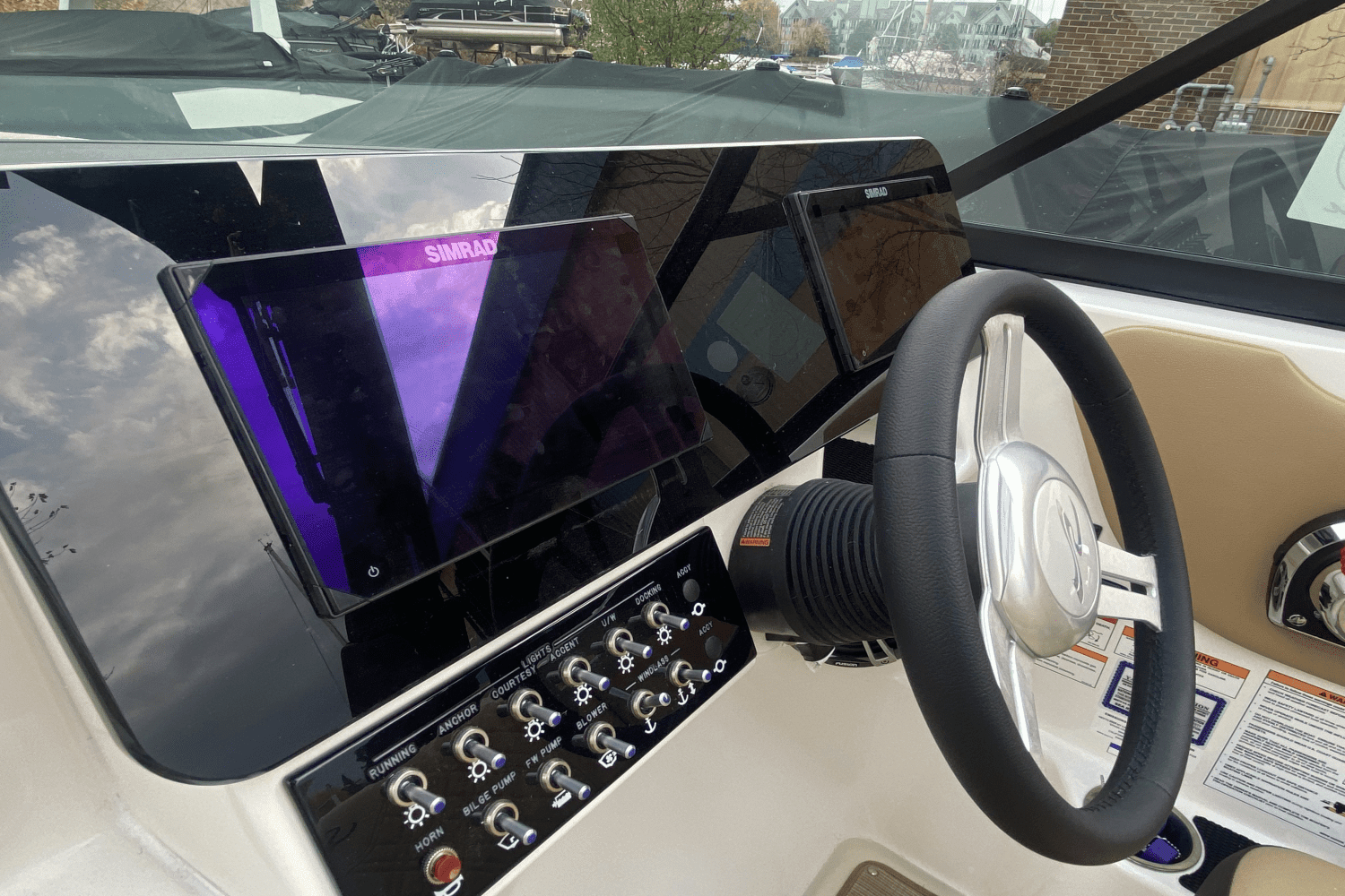 2025 Sea Ray
                                                             SDX 270 Image Thumbnail #15
