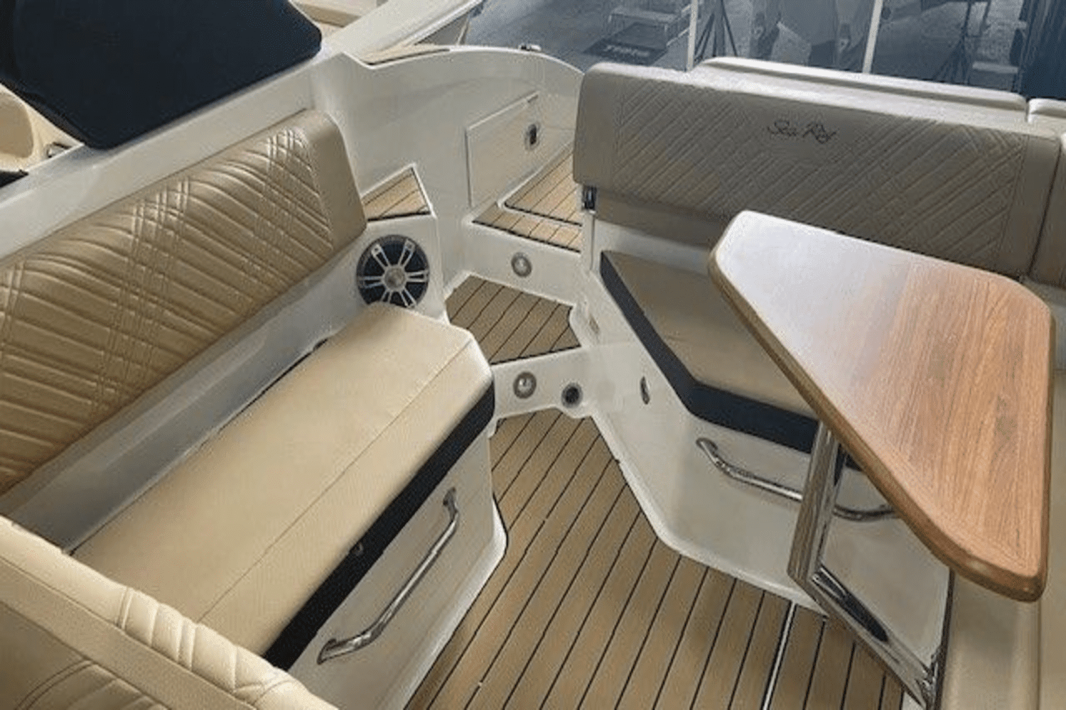 2025 Sea Ray
                                                             SDX 270 Image Thumbnail #25