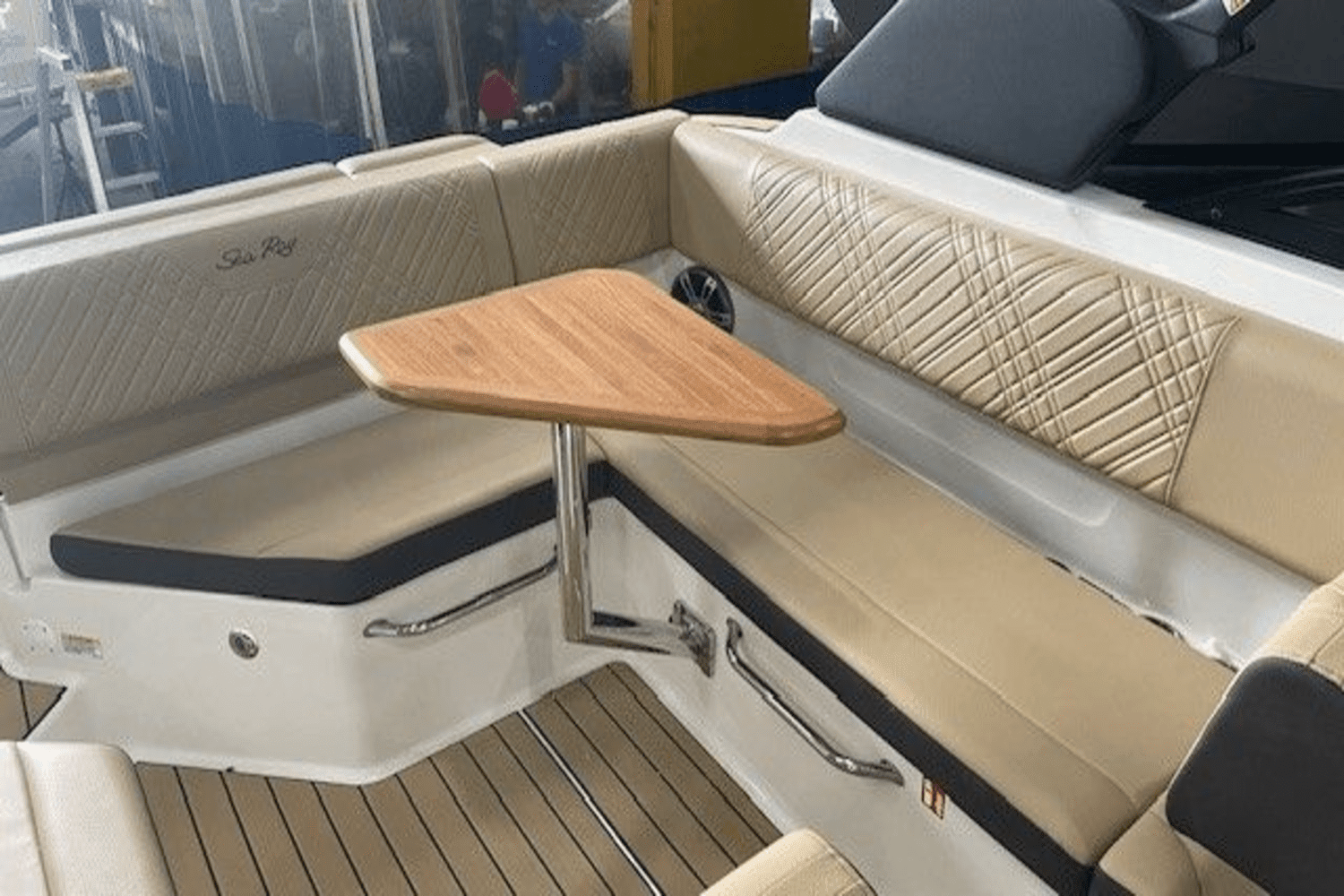 2025 Sea Ray
                                                             SDX 270 Image Thumbnail #26