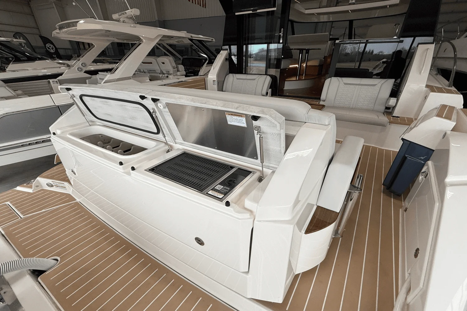 2025 Tiara Yachts 48 LE Image Thumbnail #15