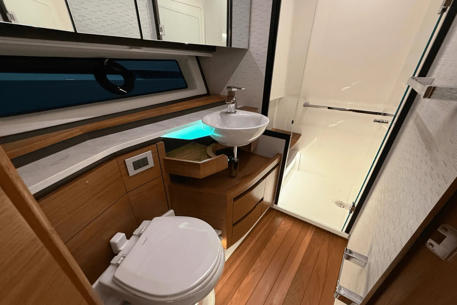 2025 Tiara Yachts 48 LE Image Thumbnail #28