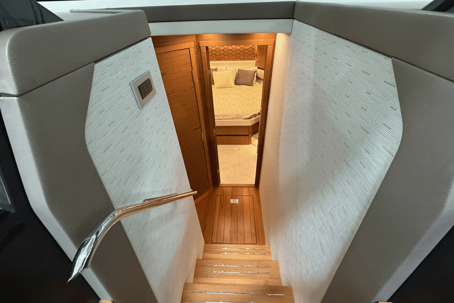 2025 Tiara Yachts 48 LE Image Thumbnail #24