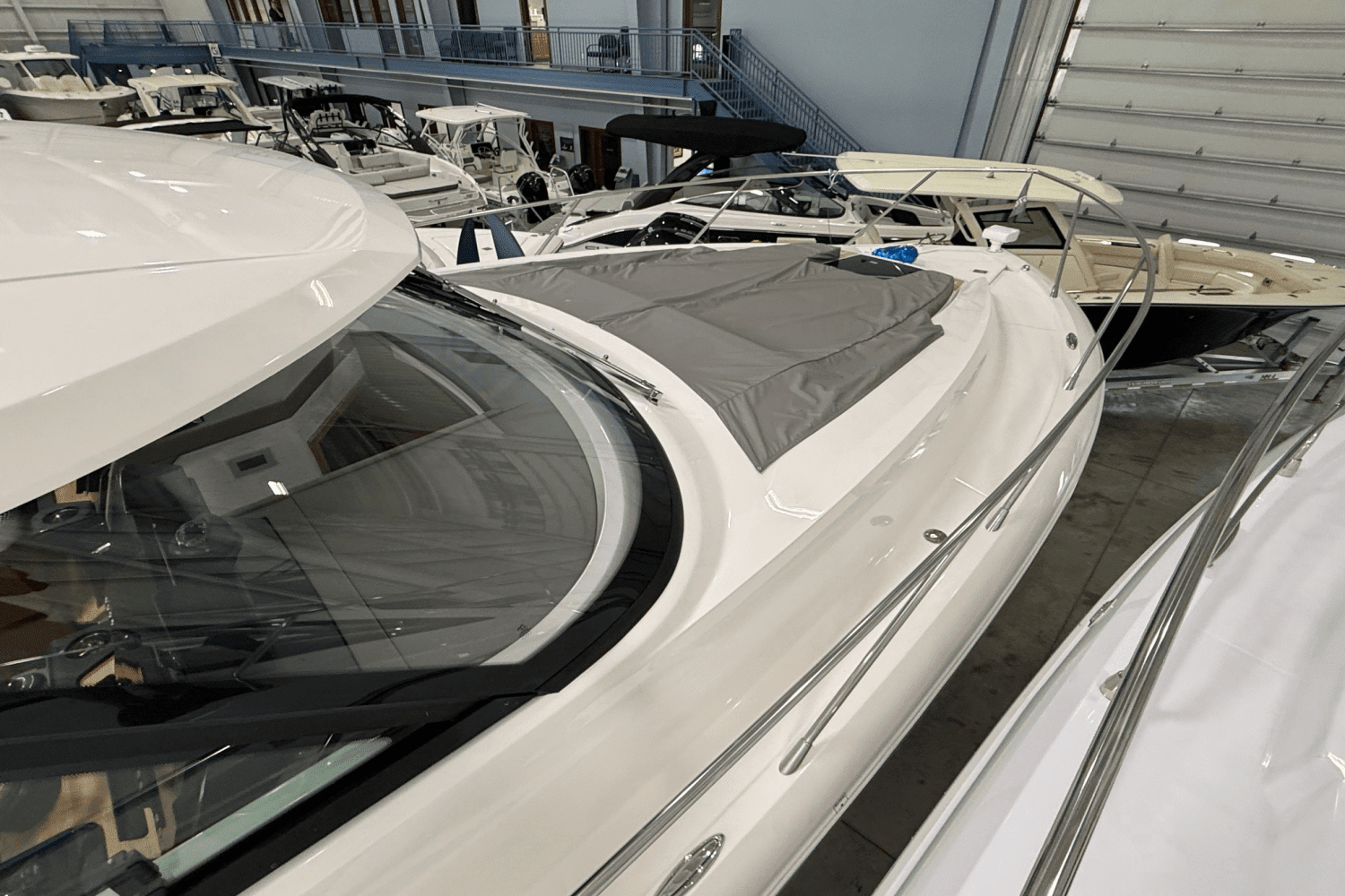 2025 Tiara Yachts 48 LE Image Thumbnail #3