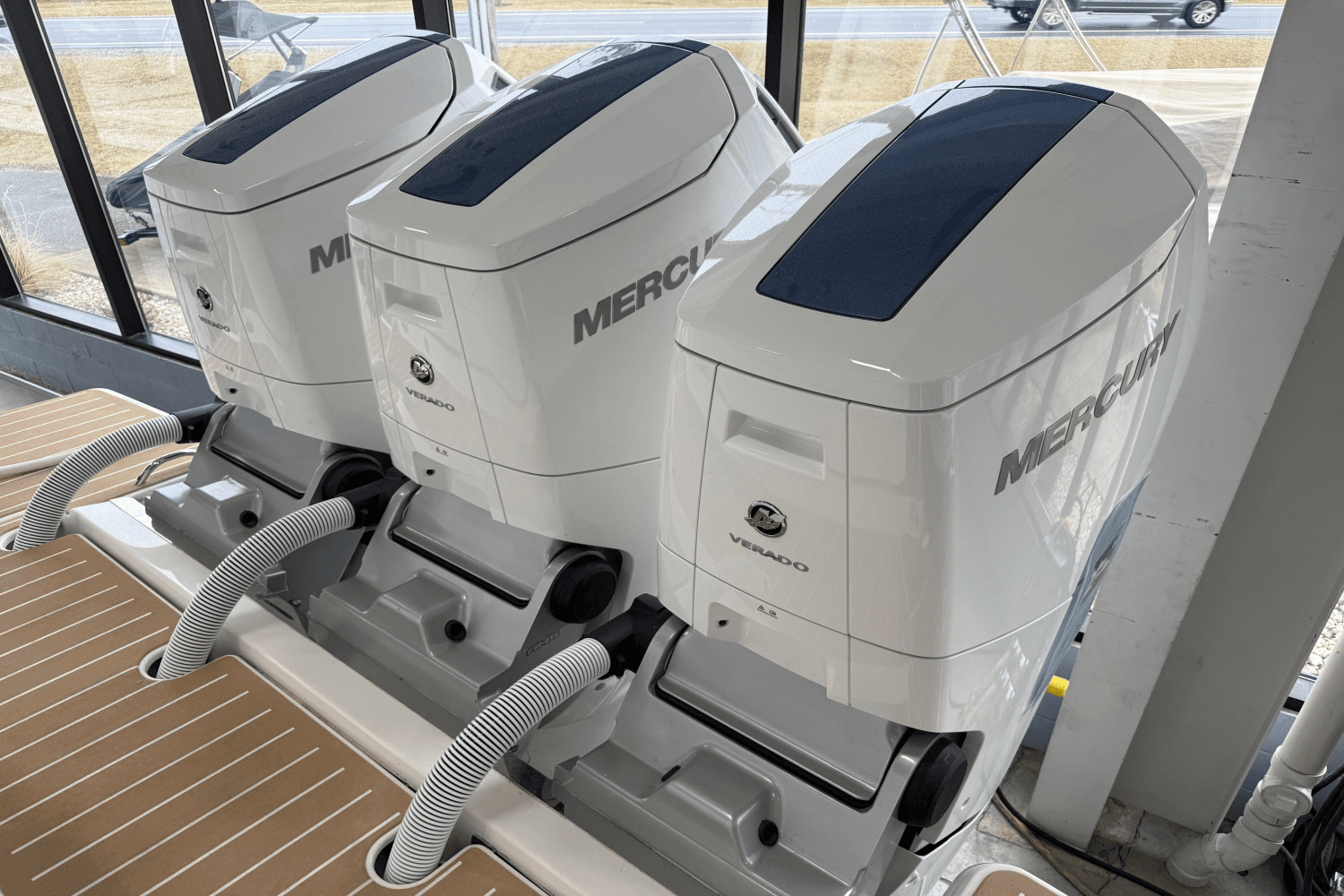 2025 Tiara Yachts 48 LE Image Thumbnail #8