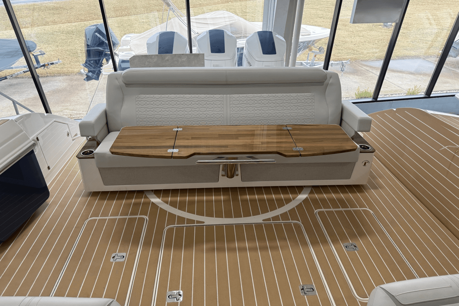 2025 Tiara Yachts 48 LE Image Thumbnail #12