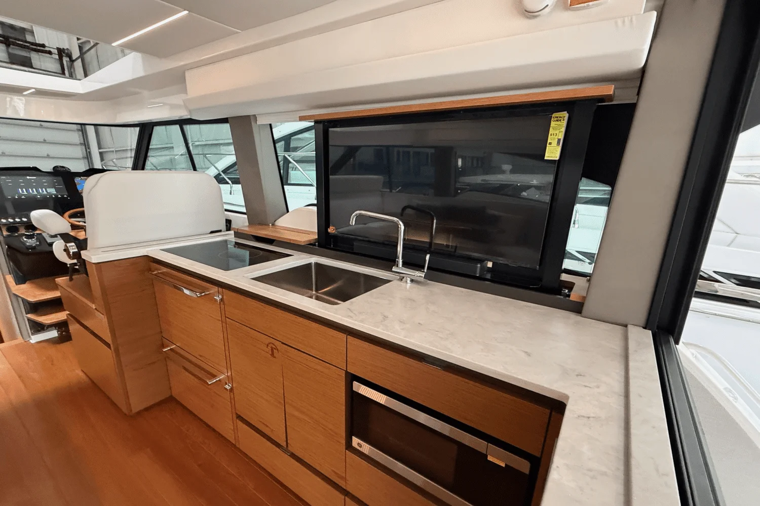 2025 Tiara Yachts 48 LE Image Thumbnail #18