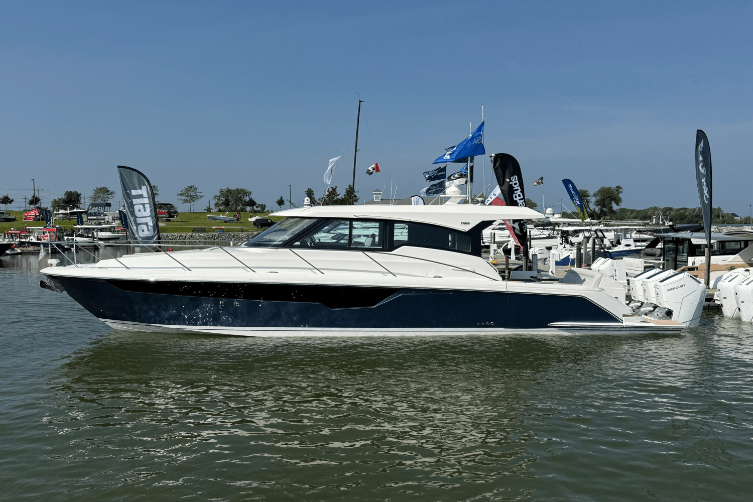 2025 Tiara Yachts 48 LE Image Thumbnail #1