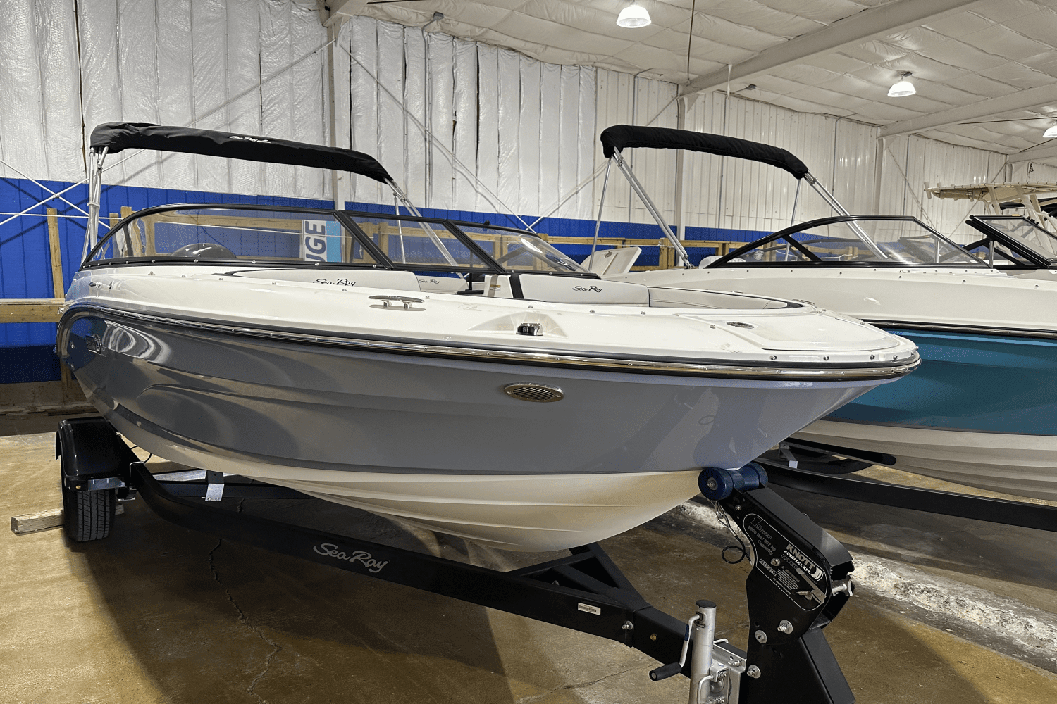 2025 Sea Ray
                                                             SPX 190 Outboard Image Thumbnail #2