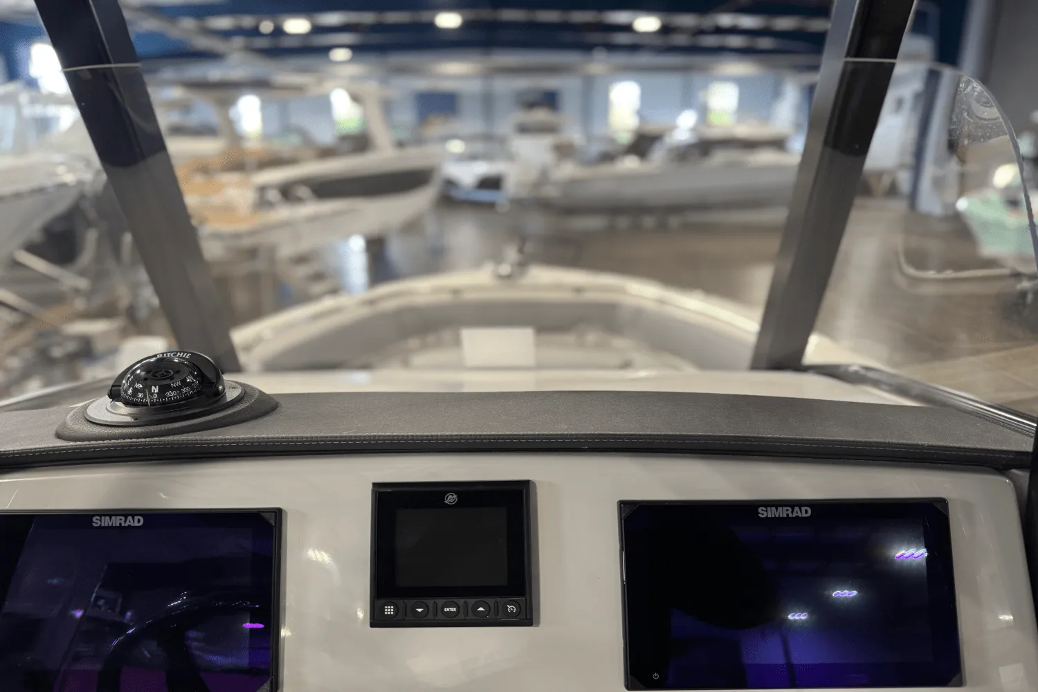 2025 Boston Whaler 230 Outrage Image Thumbnail #10