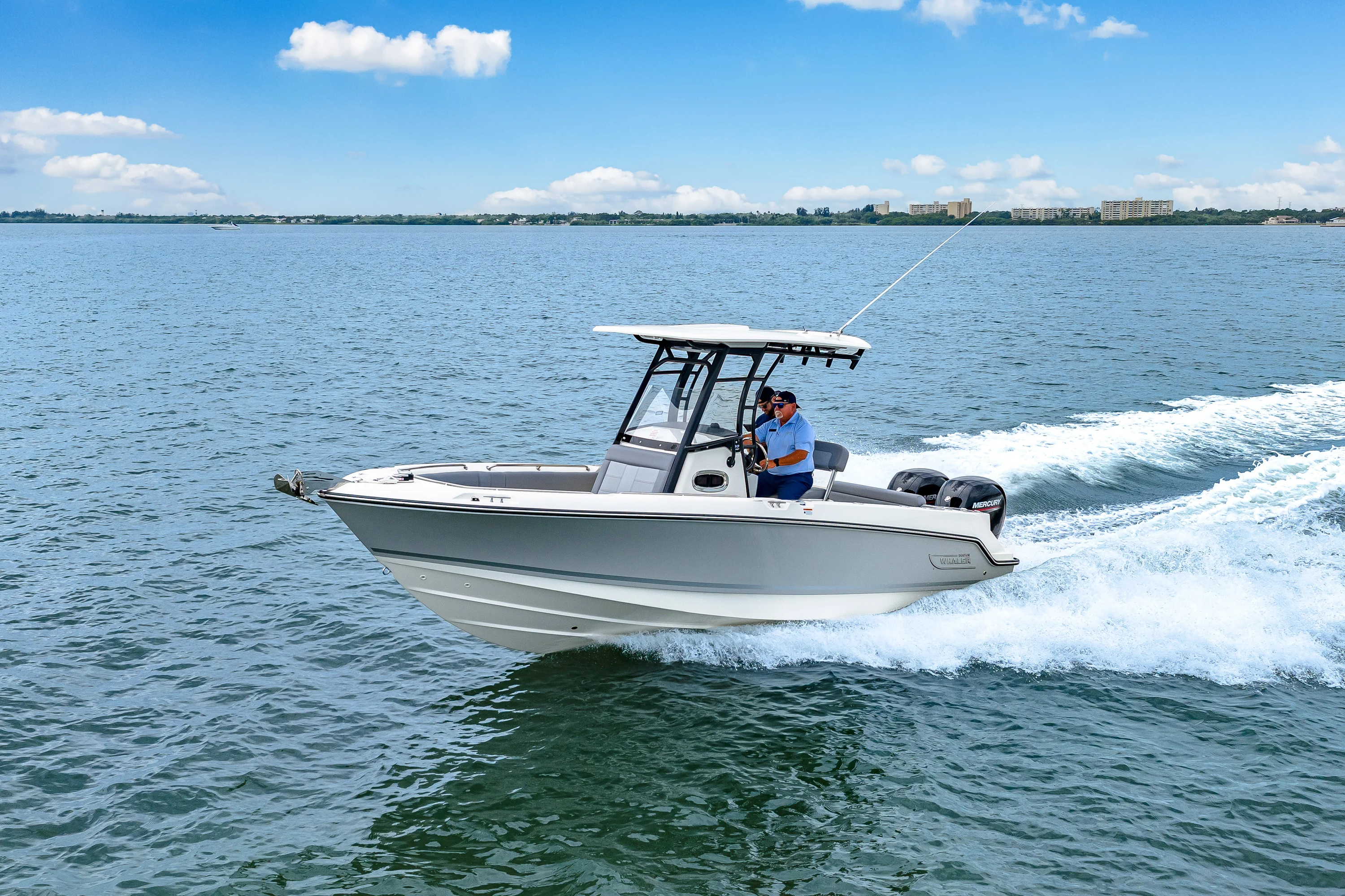 2025 Boston Whaler 230 Outrage Image Thumbnail #28