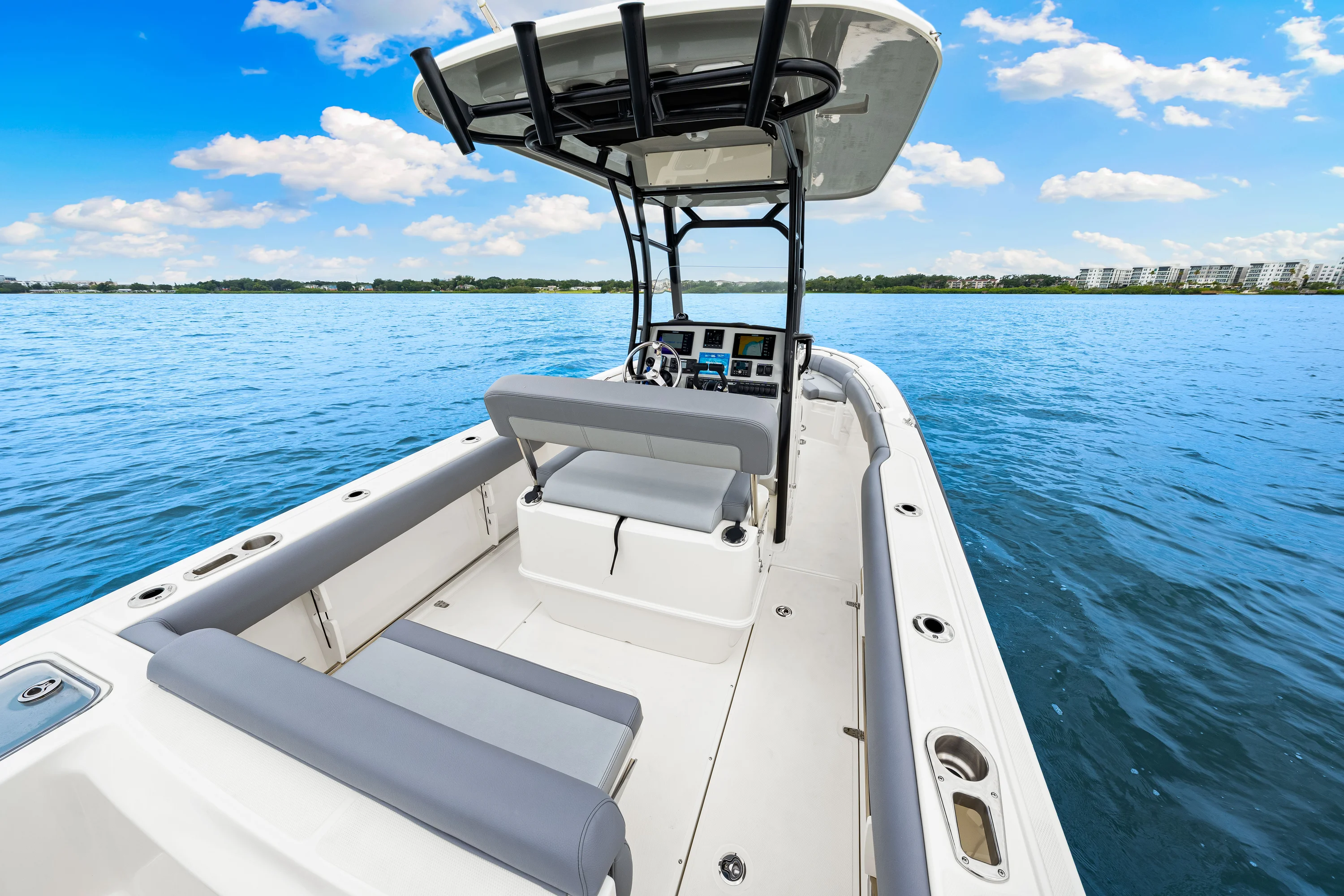 2025 Boston Whaler 230 Outrage Image Thumbnail #39