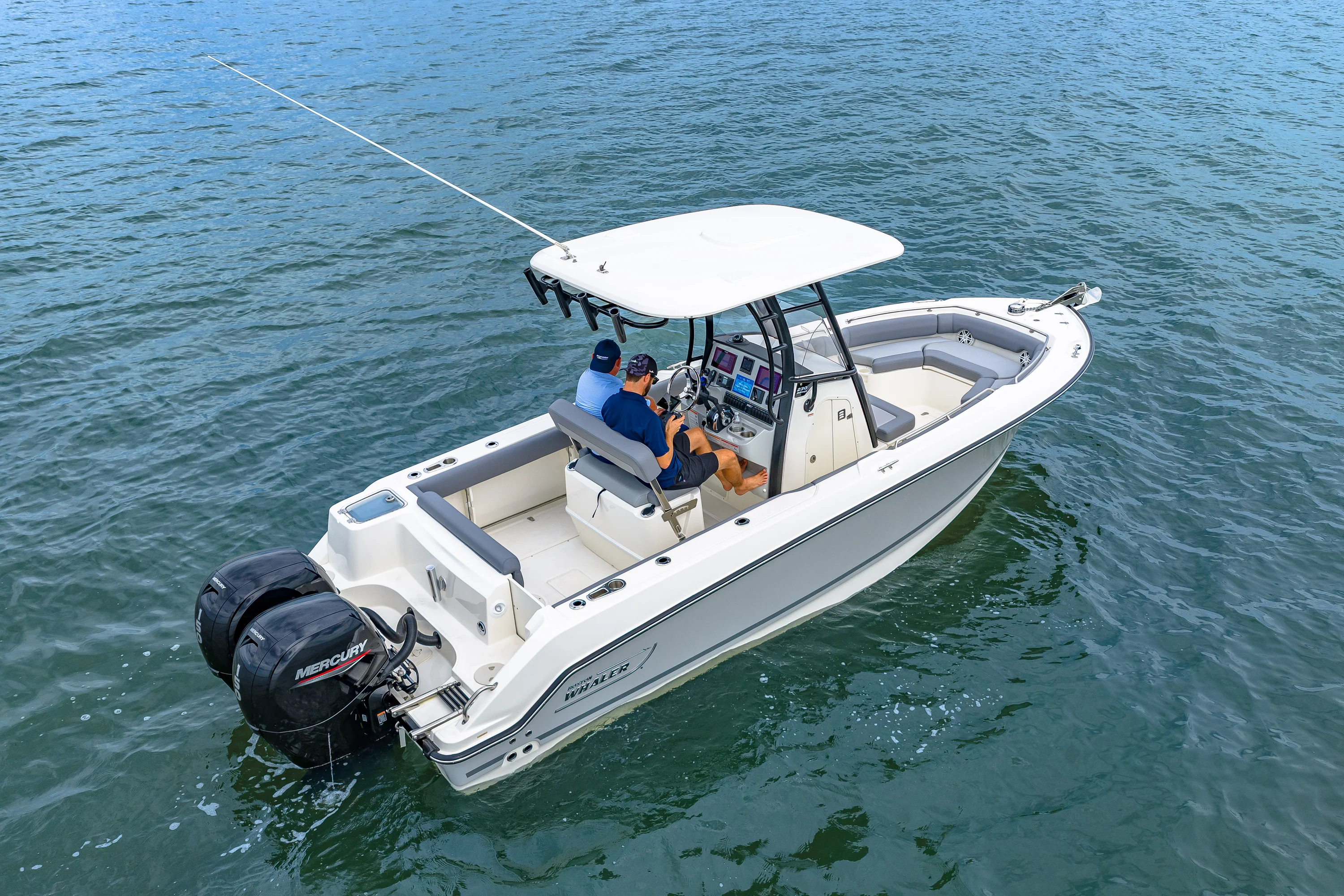 2025 Boston Whaler 230 Outrage Image Thumbnail #16