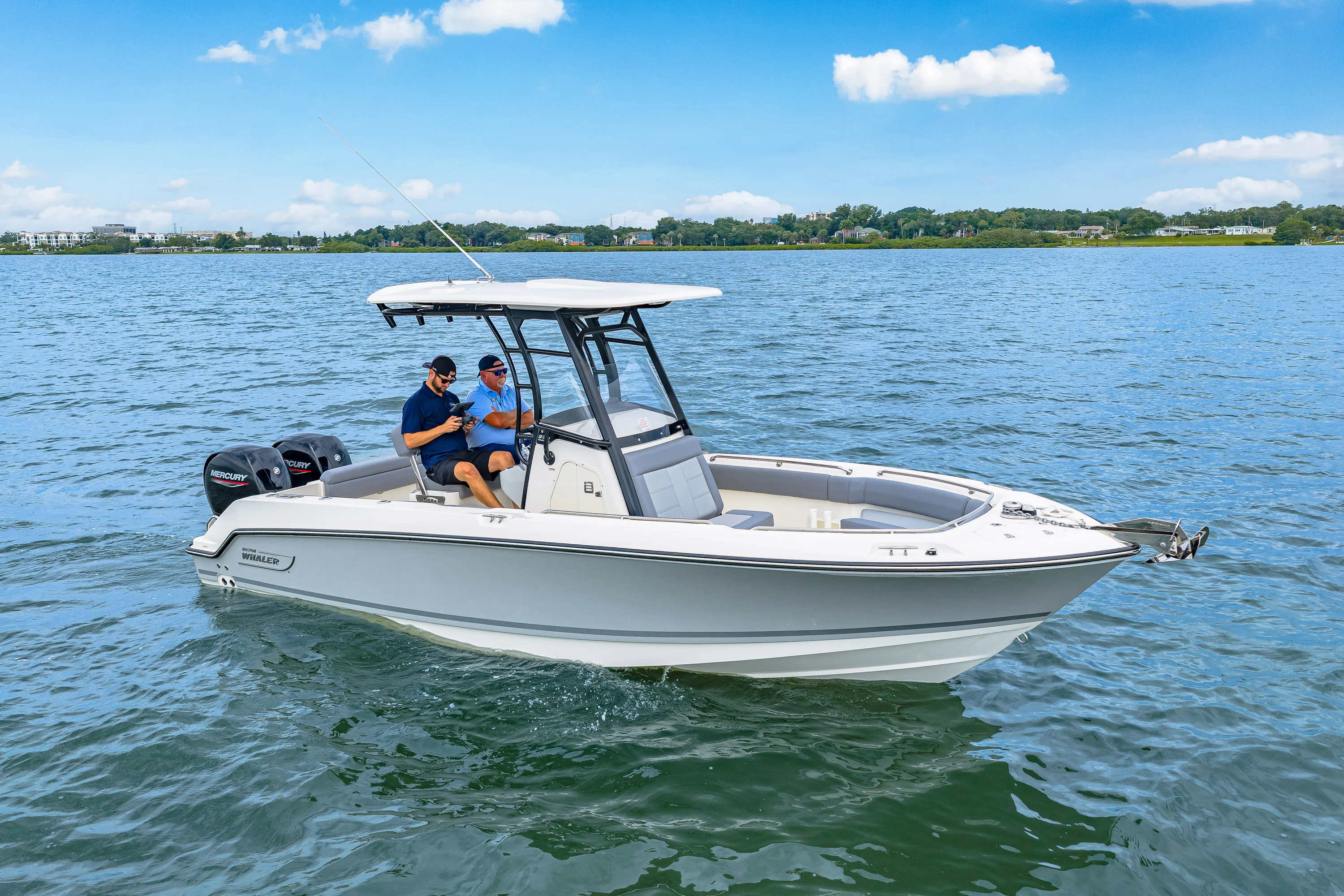 2025 Boston Whaler 230 Outrage Image Thumbnail #14