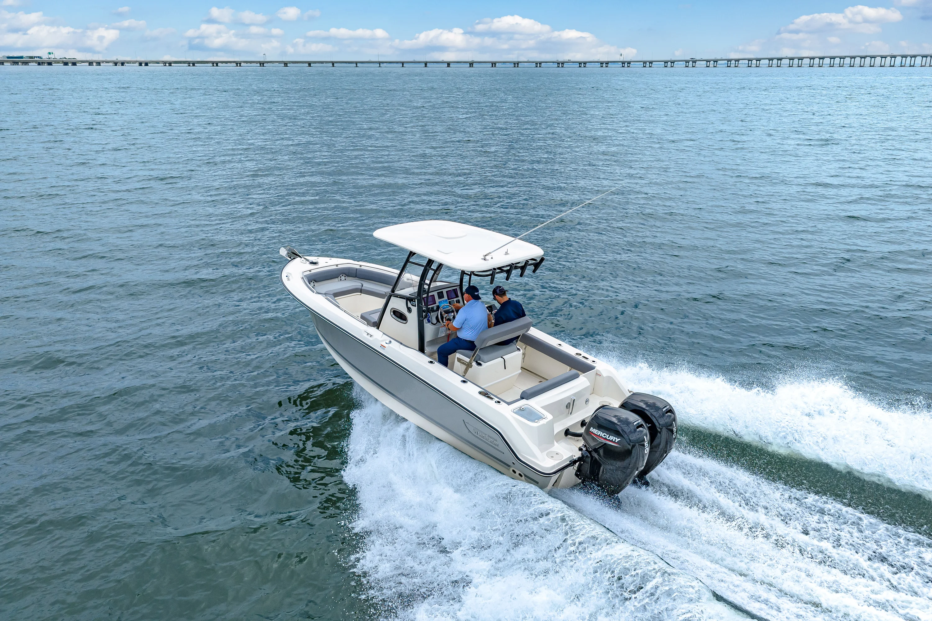 2025 Boston Whaler 230 Outrage Image Thumbnail #25