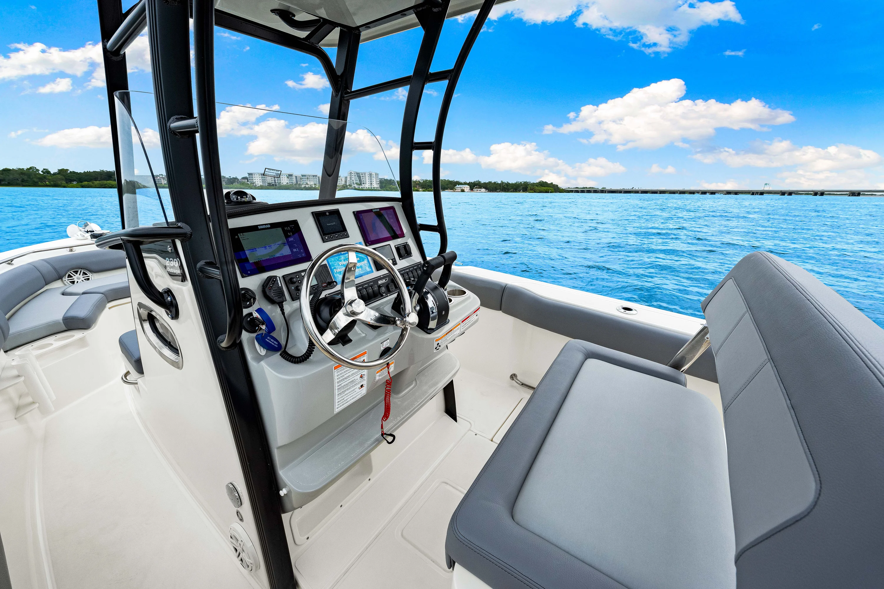 2025 Boston Whaler 230 Outrage Image Thumbnail #52