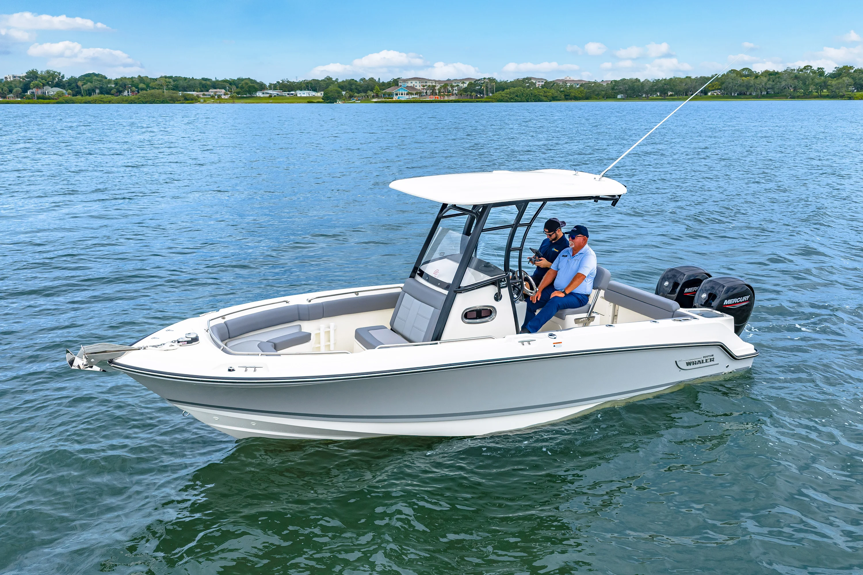 2025 Boston Whaler 230 Outrage Image Thumbnail #2