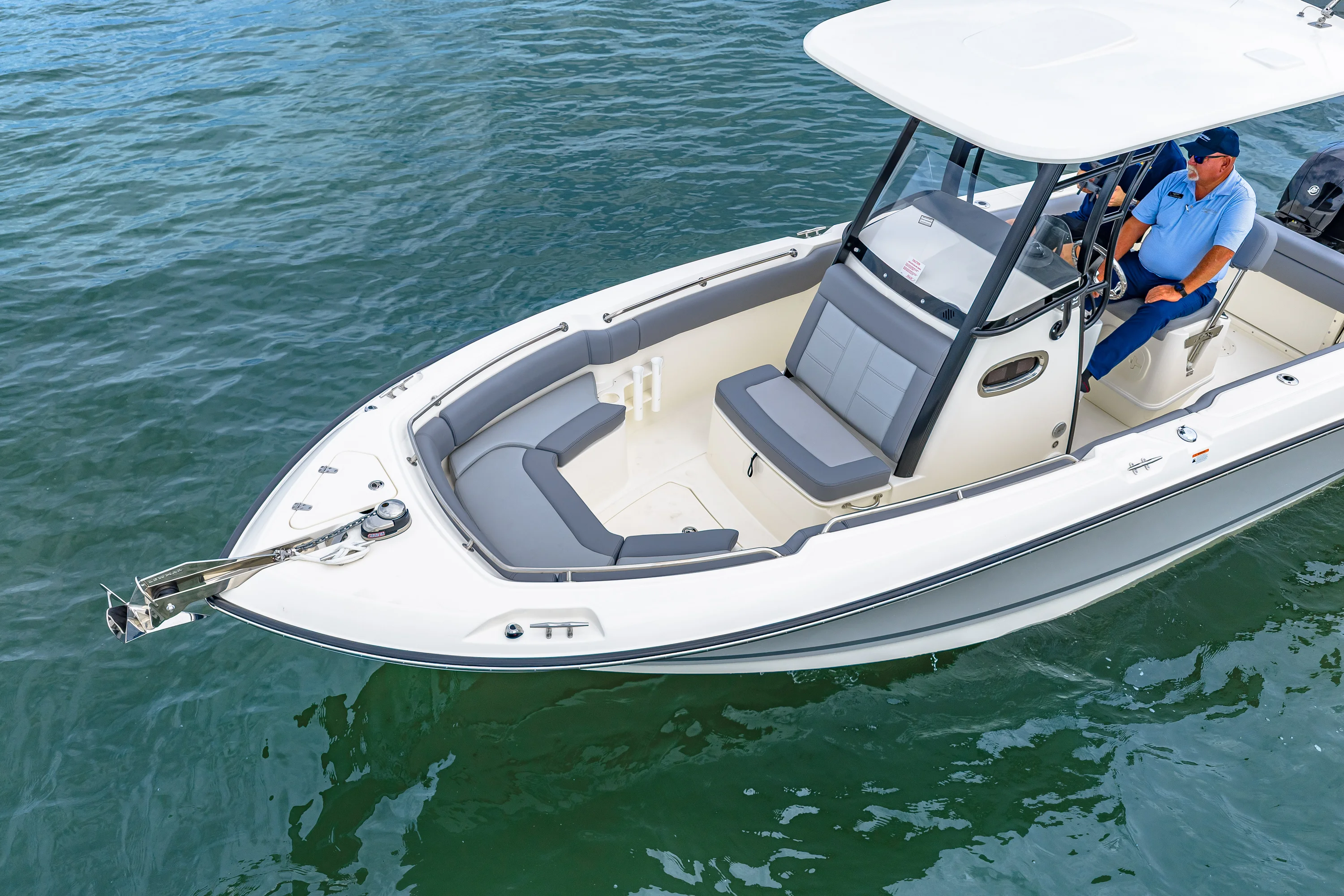 2025 Boston Whaler 230 Outrage Image Thumbnail #4