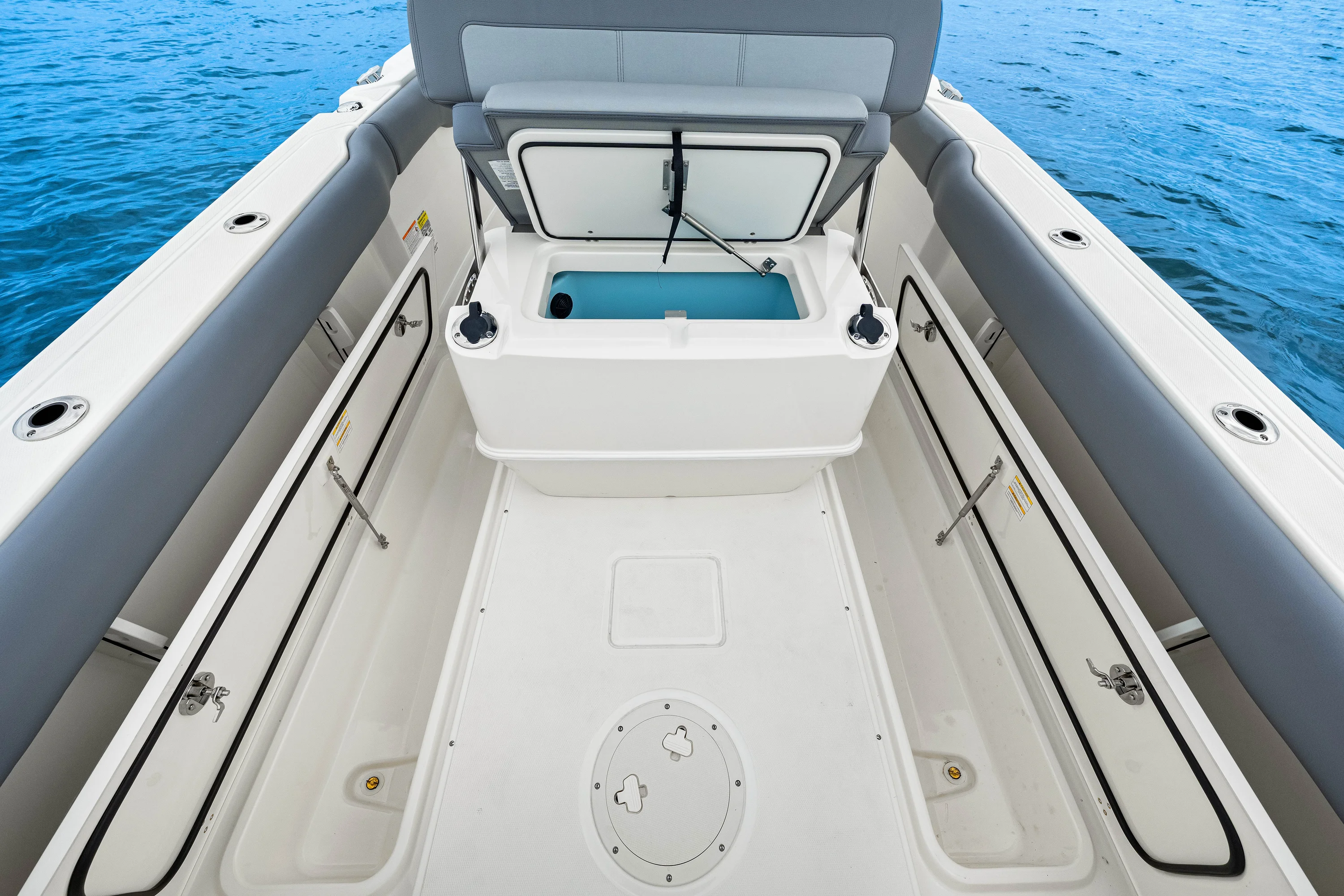 2025 Boston Whaler 230 Outrage Image Thumbnail #48