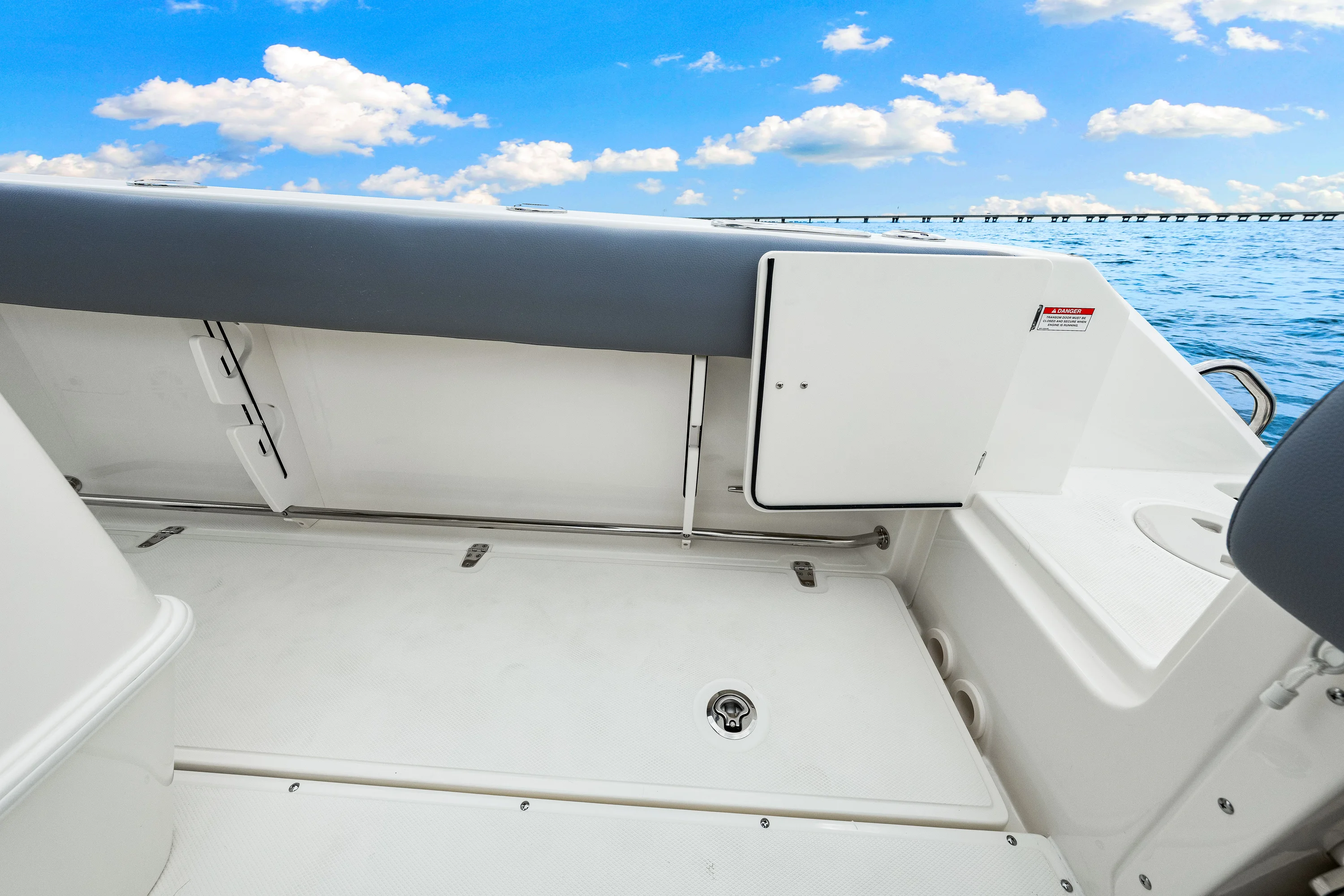 2025 Boston Whaler 230 Outrage Image Thumbnail #47