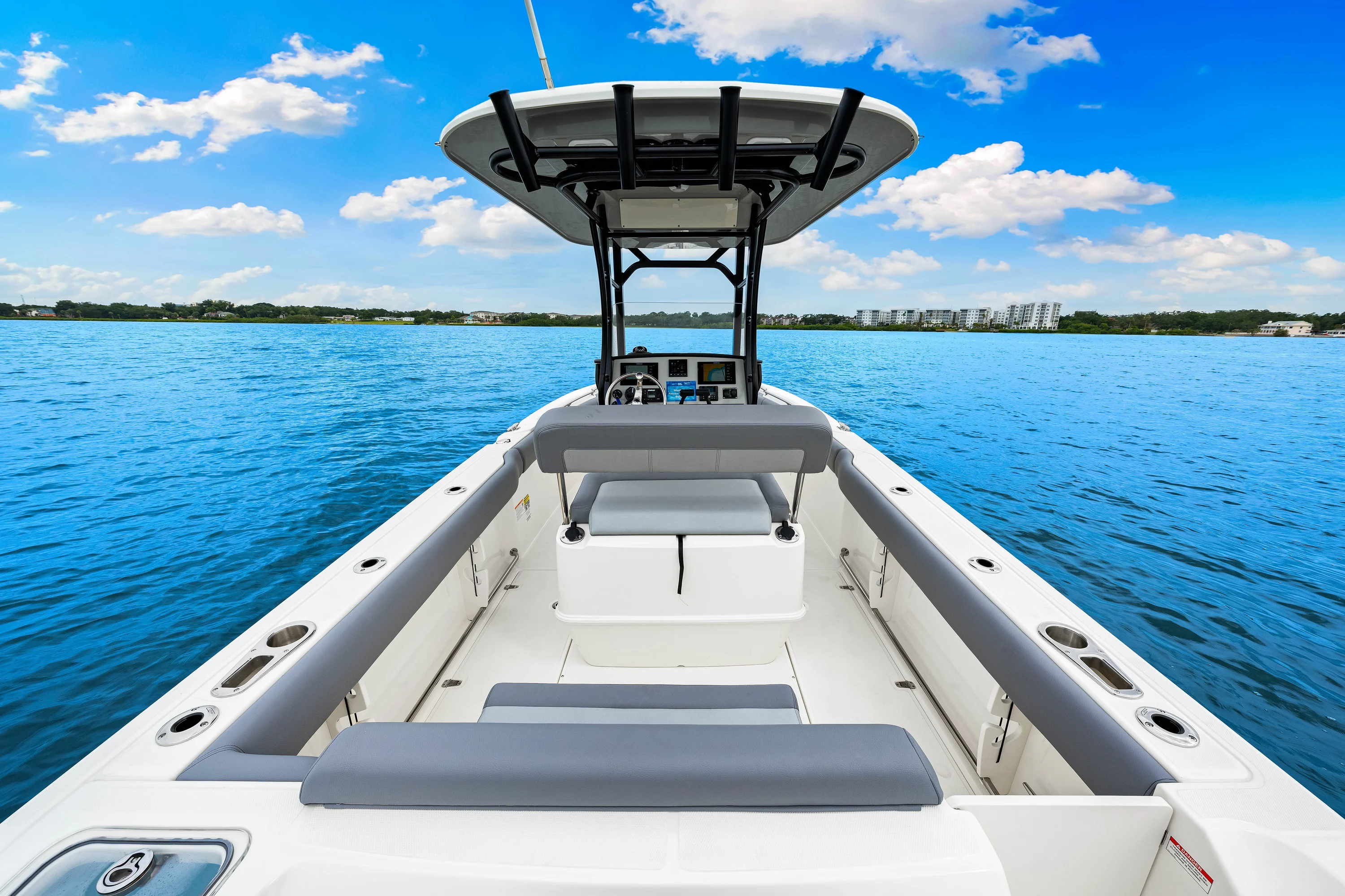 2025 Boston Whaler 230 Outrage Image Thumbnail #40