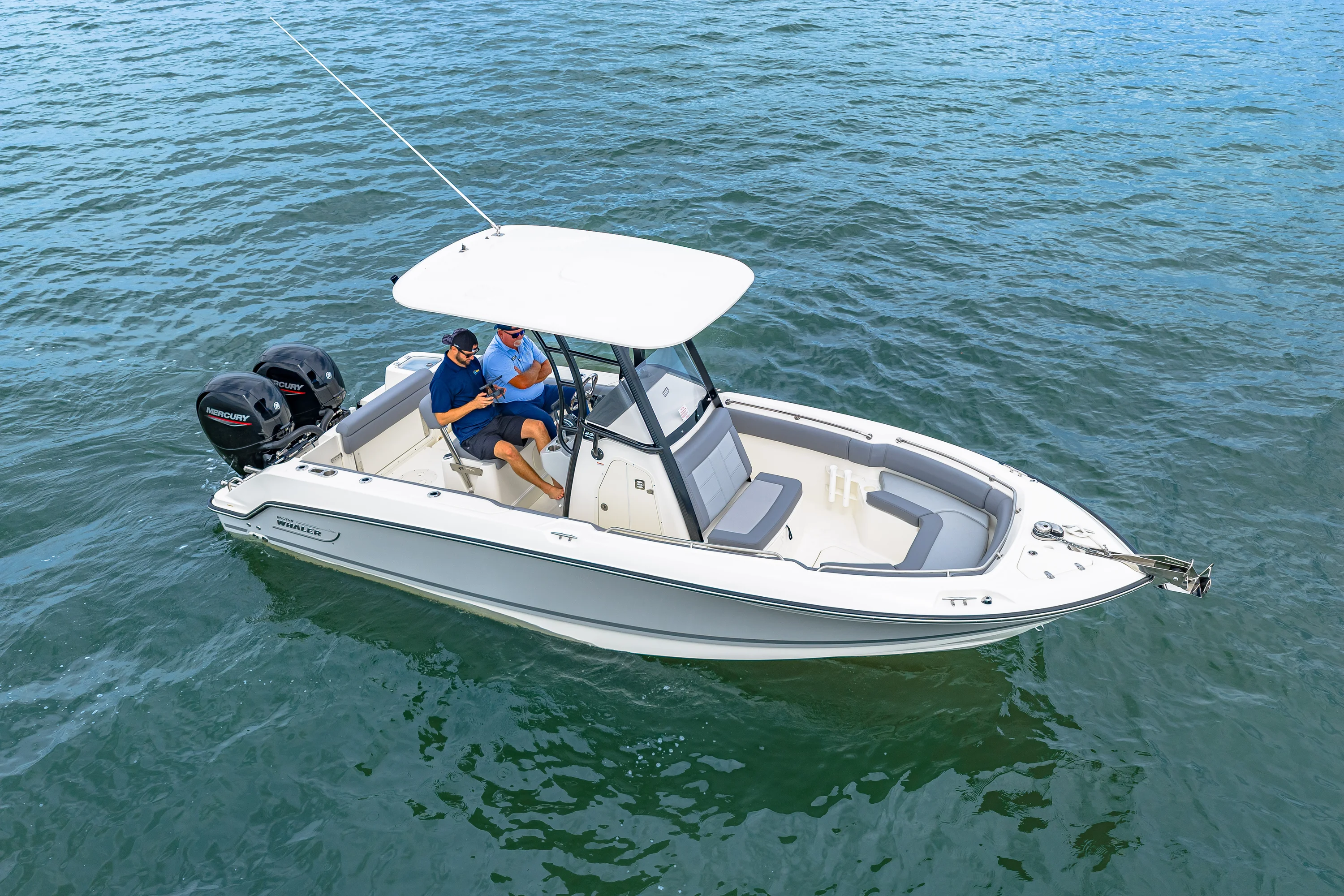 2025 Boston Whaler 230 Outrage Image Thumbnail #15