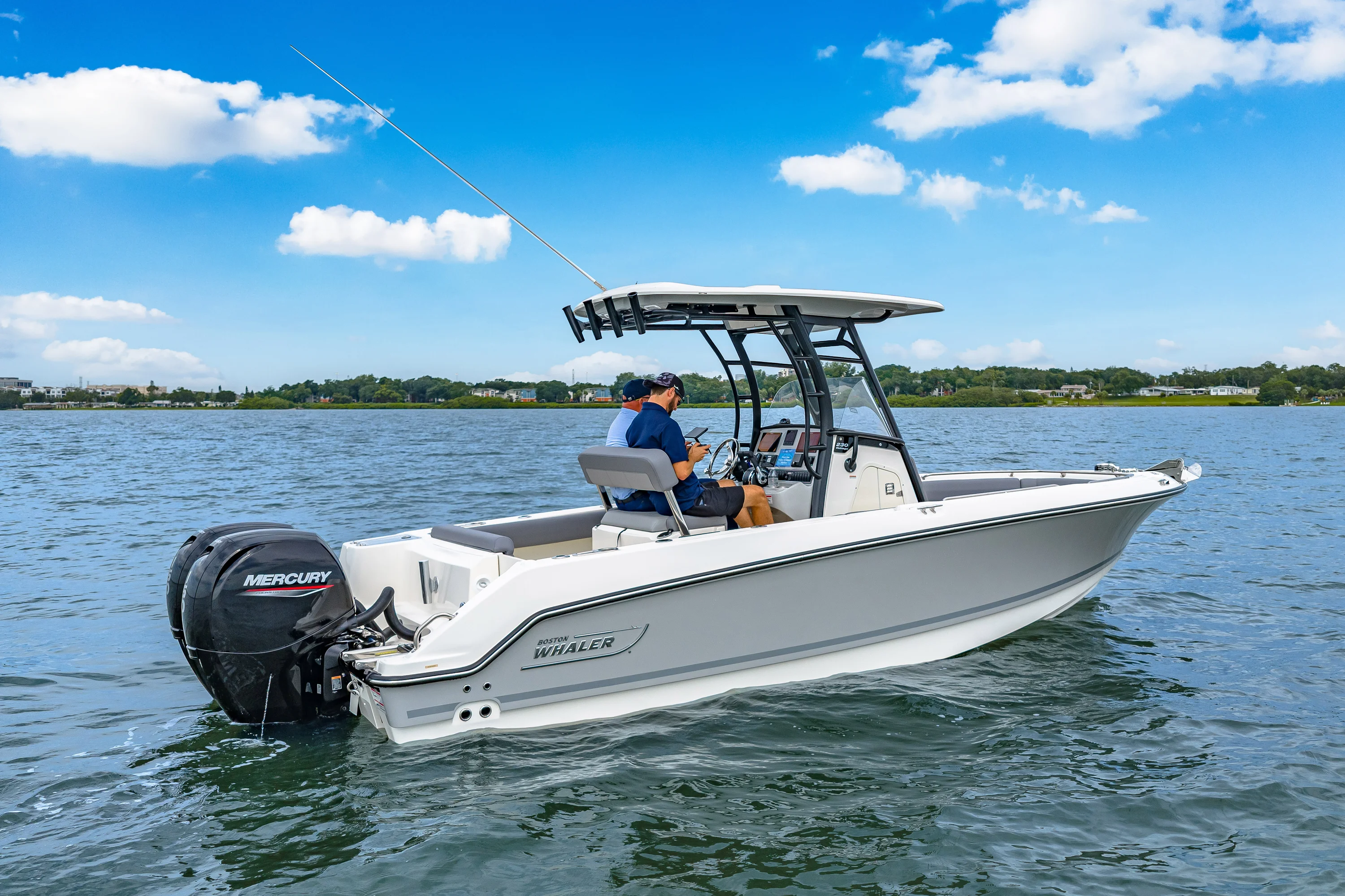 2025 Boston Whaler 230 Outrage Image Thumbnail #17