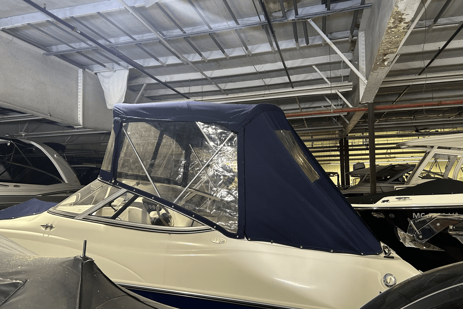 2004 Stingray
                                                             220 DR Image Thumbnail #16
