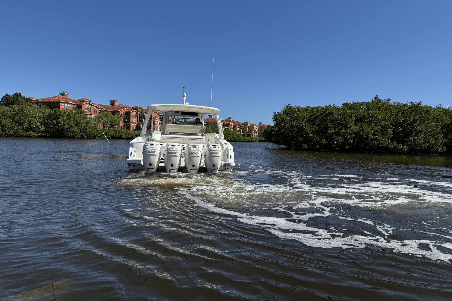 2020 Boston Whaler 420 OUTRAGE Image Thumbnail #3