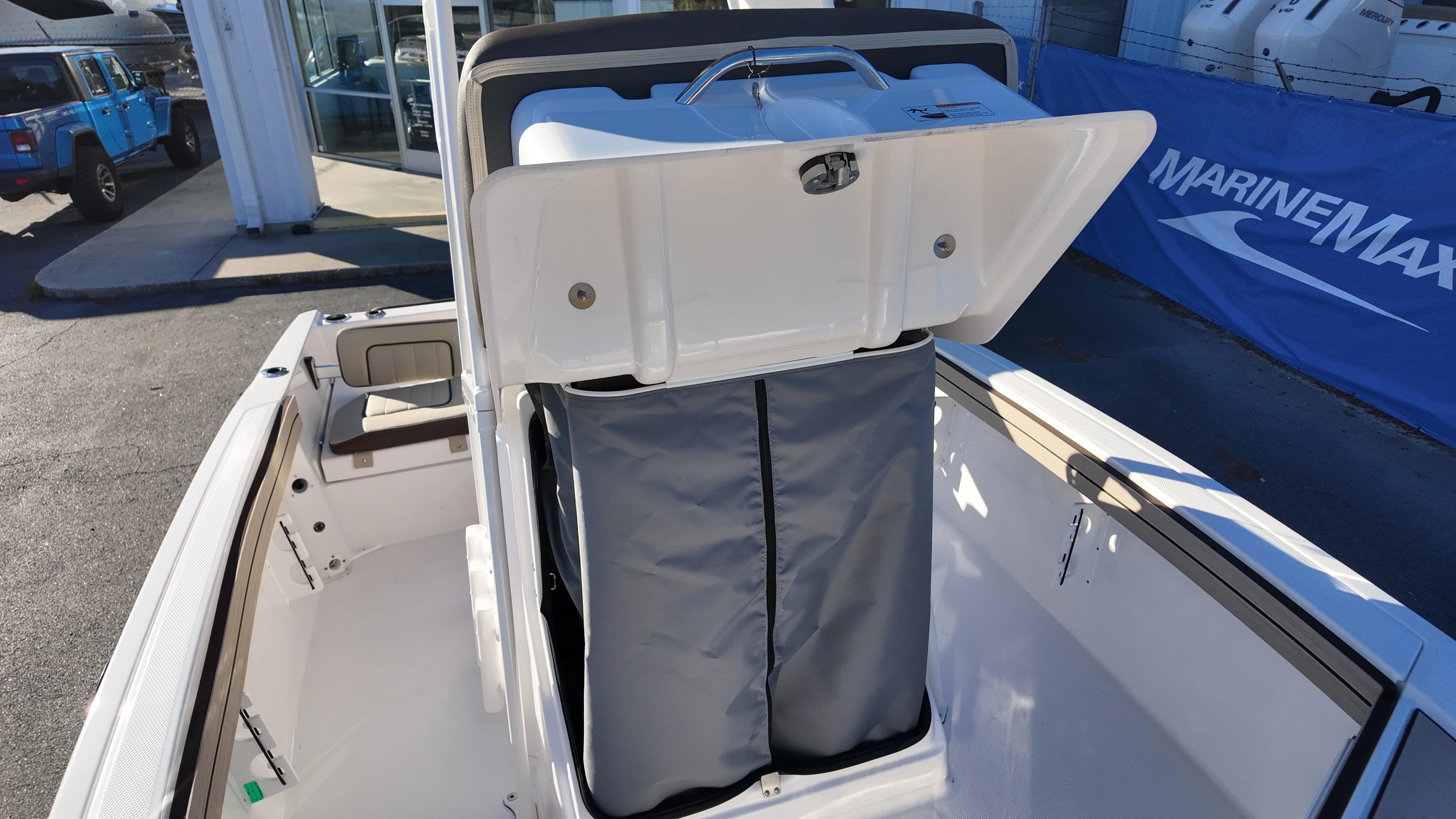 2025 Yamaha 190FSH SPORT Image Thumbnail #16