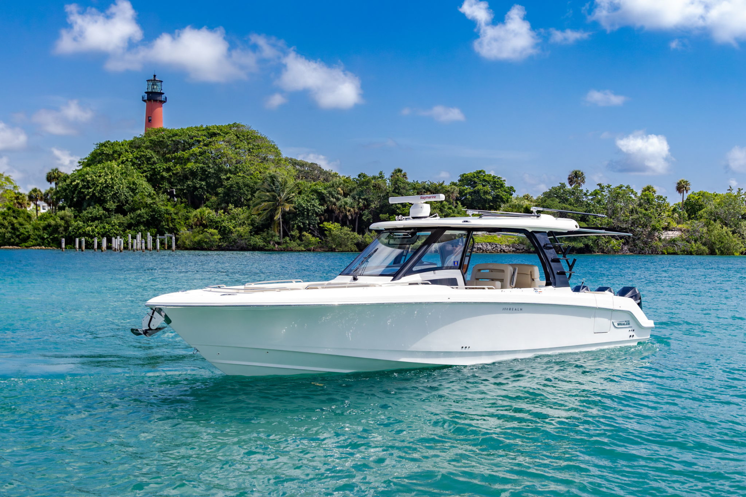 2022 Boston Whaler 350 REALM Image Thumbnail #22