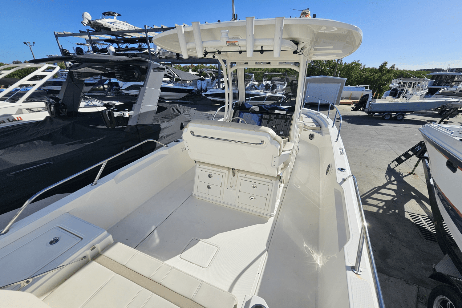 2023 Boston Whaler 280 DAUNTLESS Image Thumbnail #12