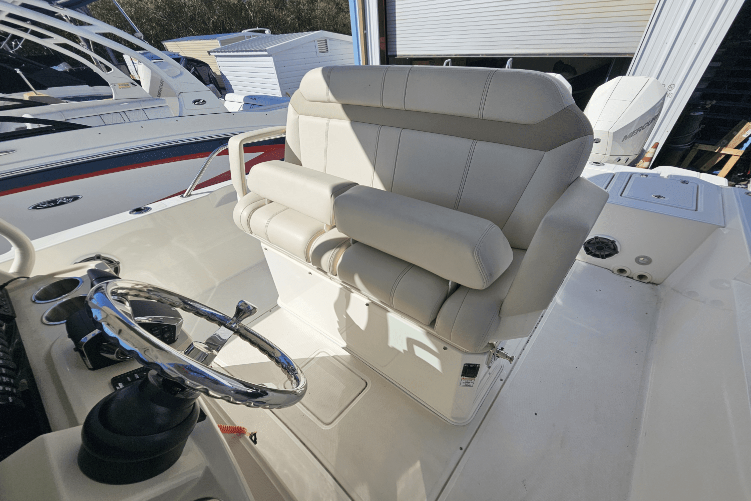 2023 Boston Whaler 280 DAUNTLESS Image Thumbnail #16