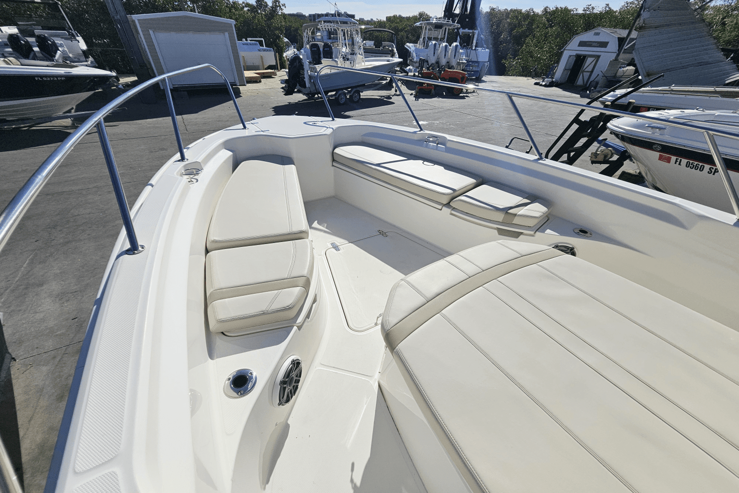 2023 Boston Whaler 280 DAUNTLESS Image Thumbnail #32