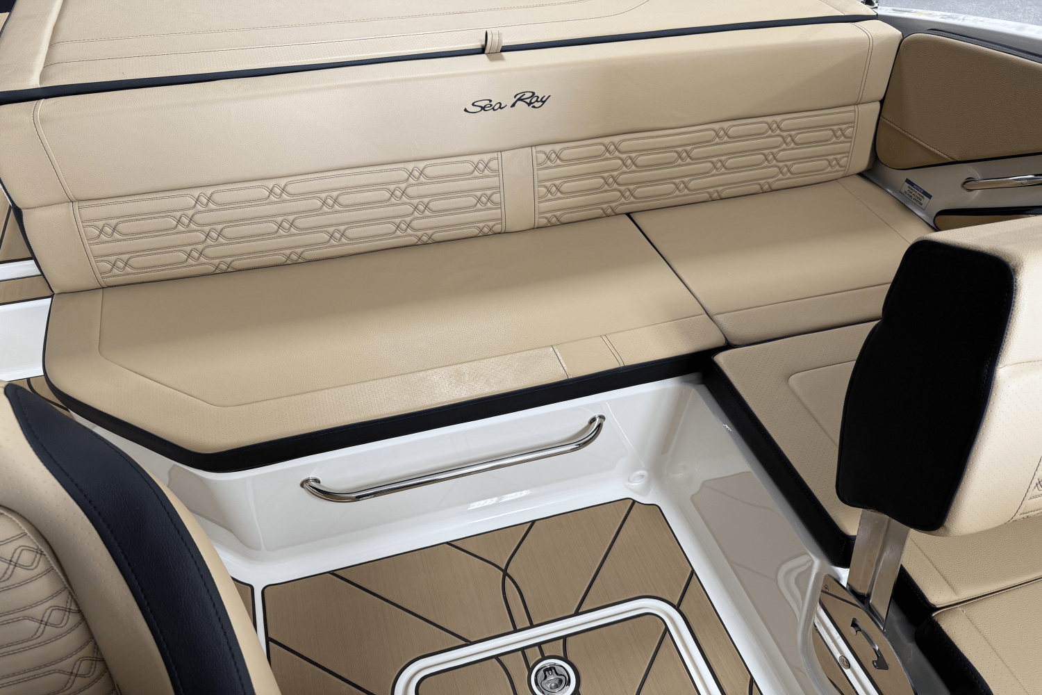 2025 Sea Ray SPX 190 Image Thumbnail #15